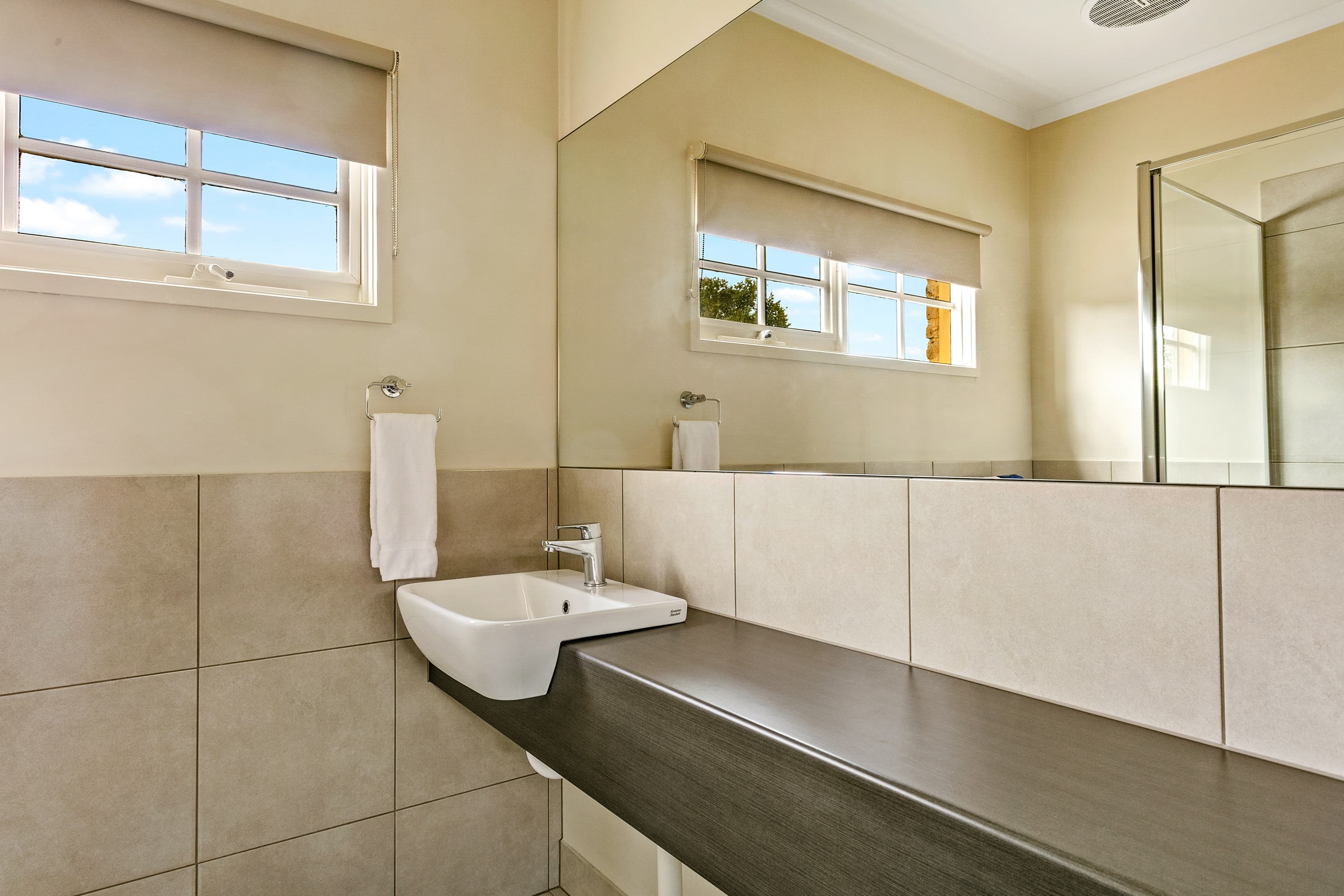 Quality Inn Colonial — 9