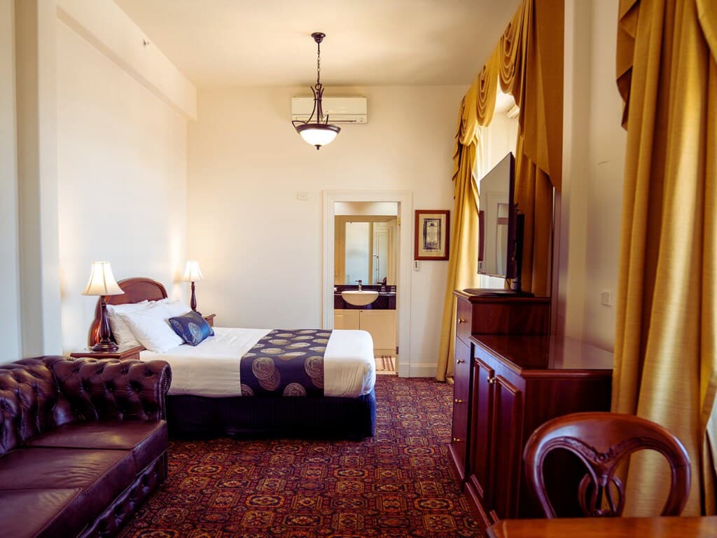 Quality Hotel Bentinck - Image 3