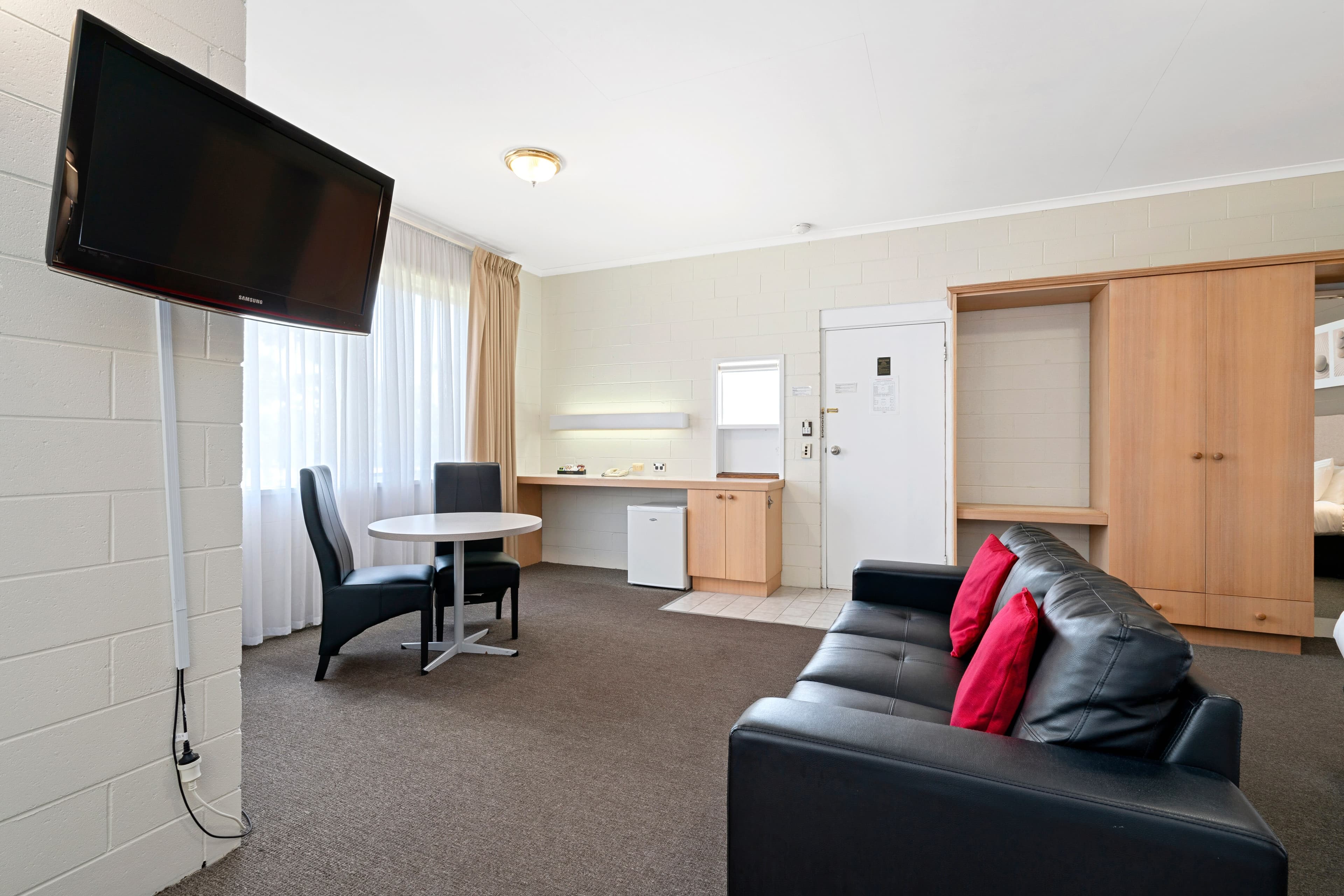Comfort Inn & Suites King Avenue — 19