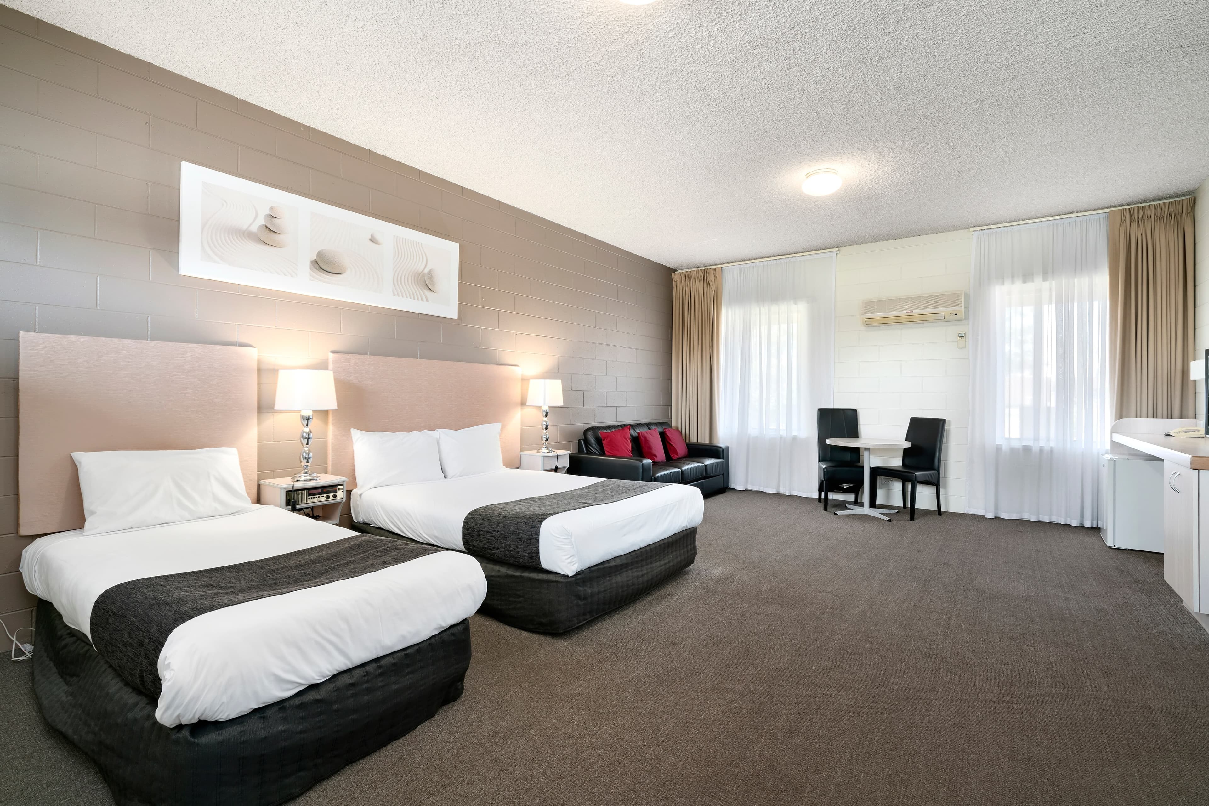 Comfort Inn & Suites King Avenue — 24