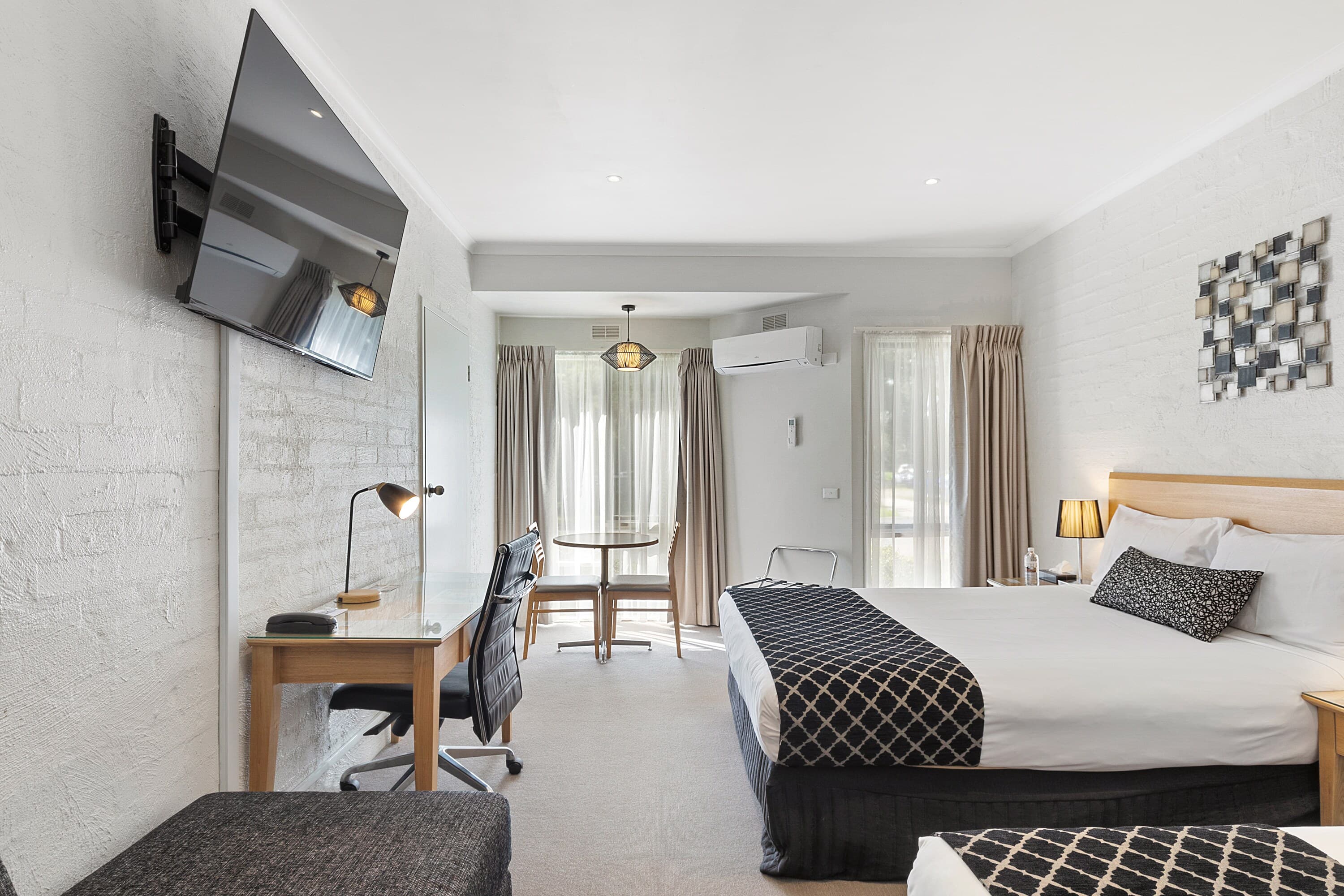 Comfort Inn Coach & Bushmans — 15