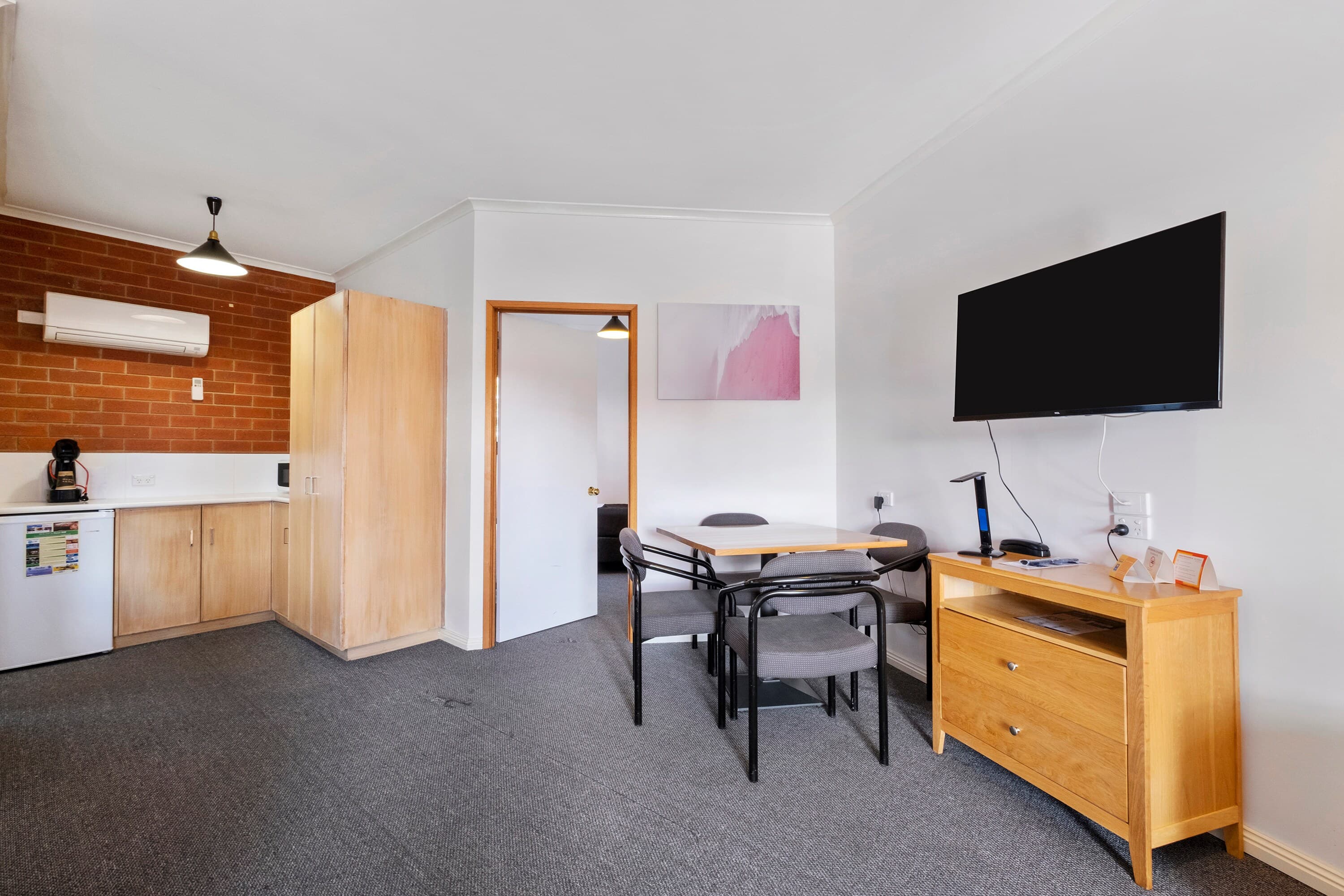 Comfort Inn Lady Augusta — 8