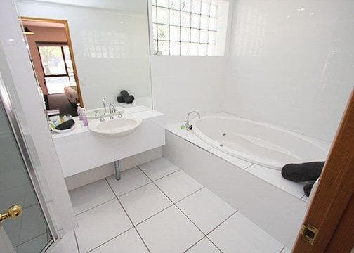 Comfort Inn Lady Augusta — 12