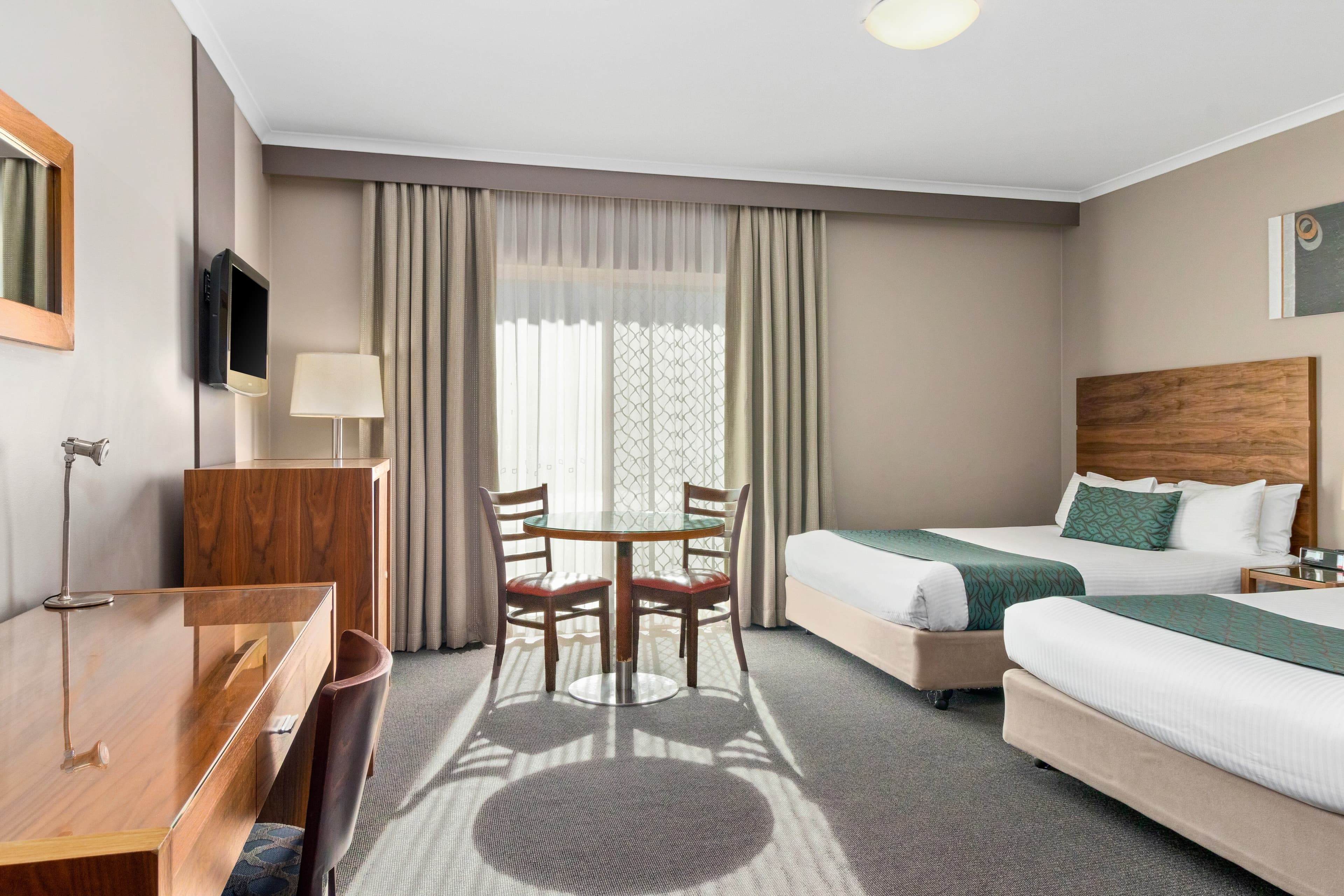 Quality Hotel Dickson - Image 5