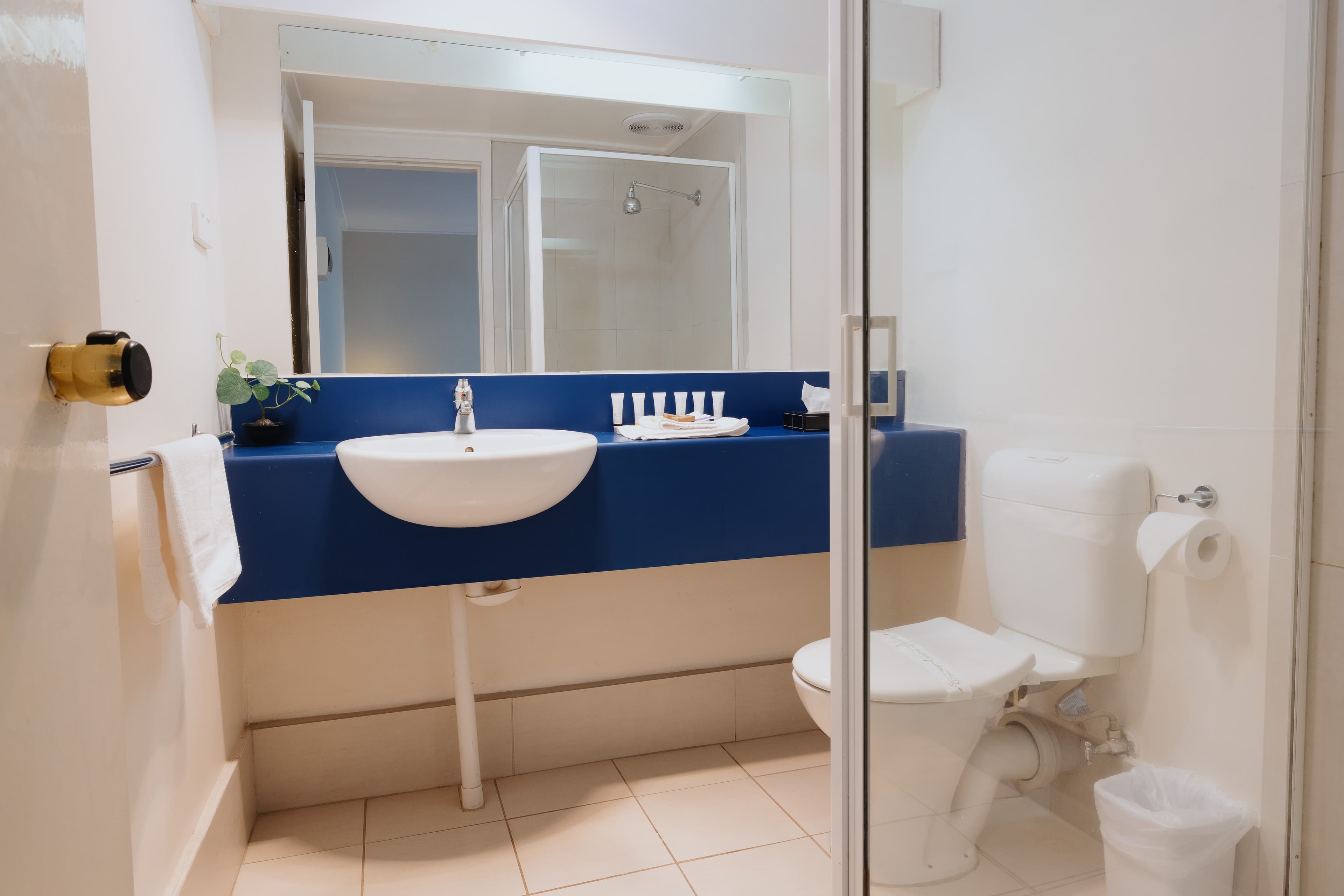 Comfort Inn Traralgon — 10