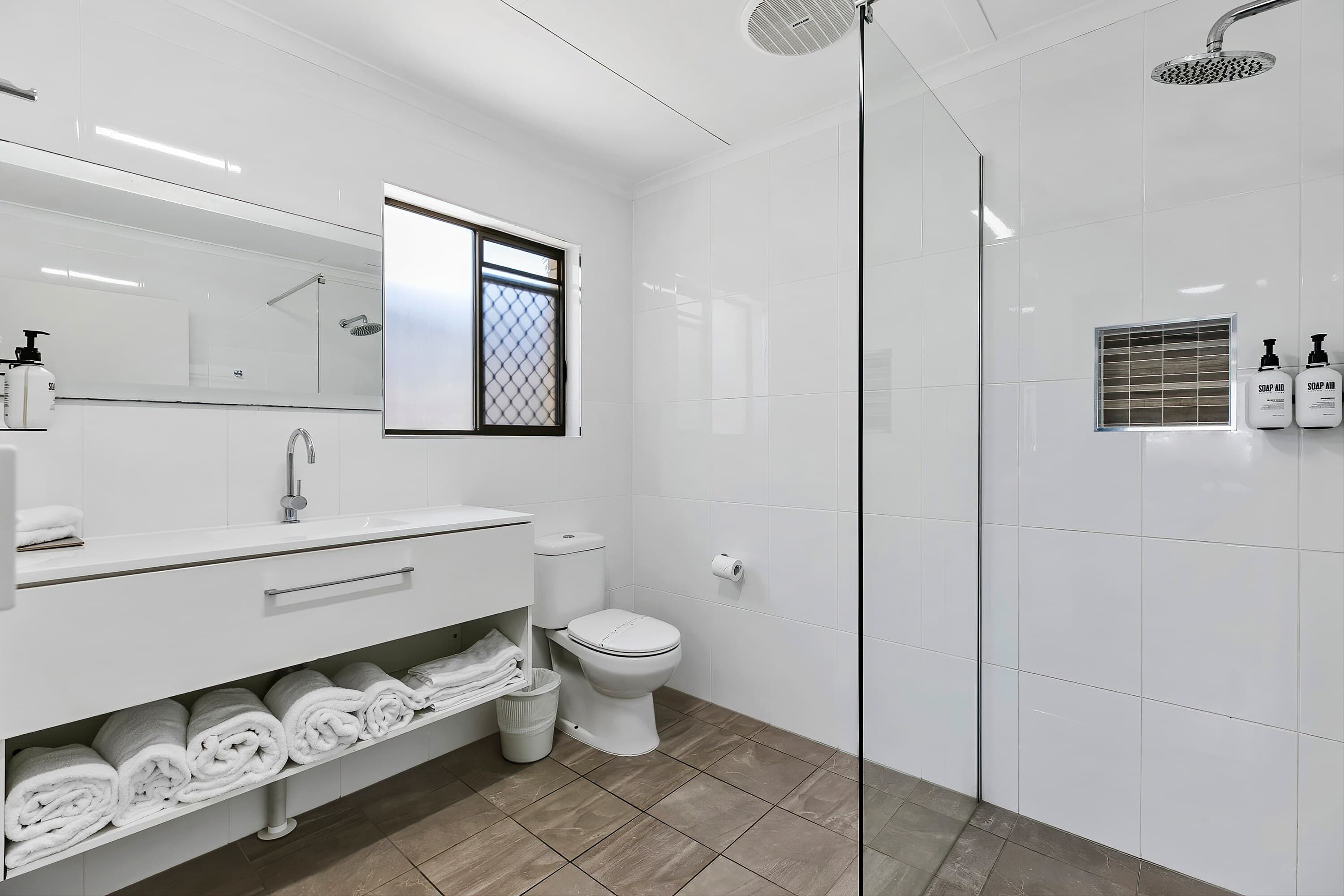 Comfort Inn on Main Hervey Bay — 8