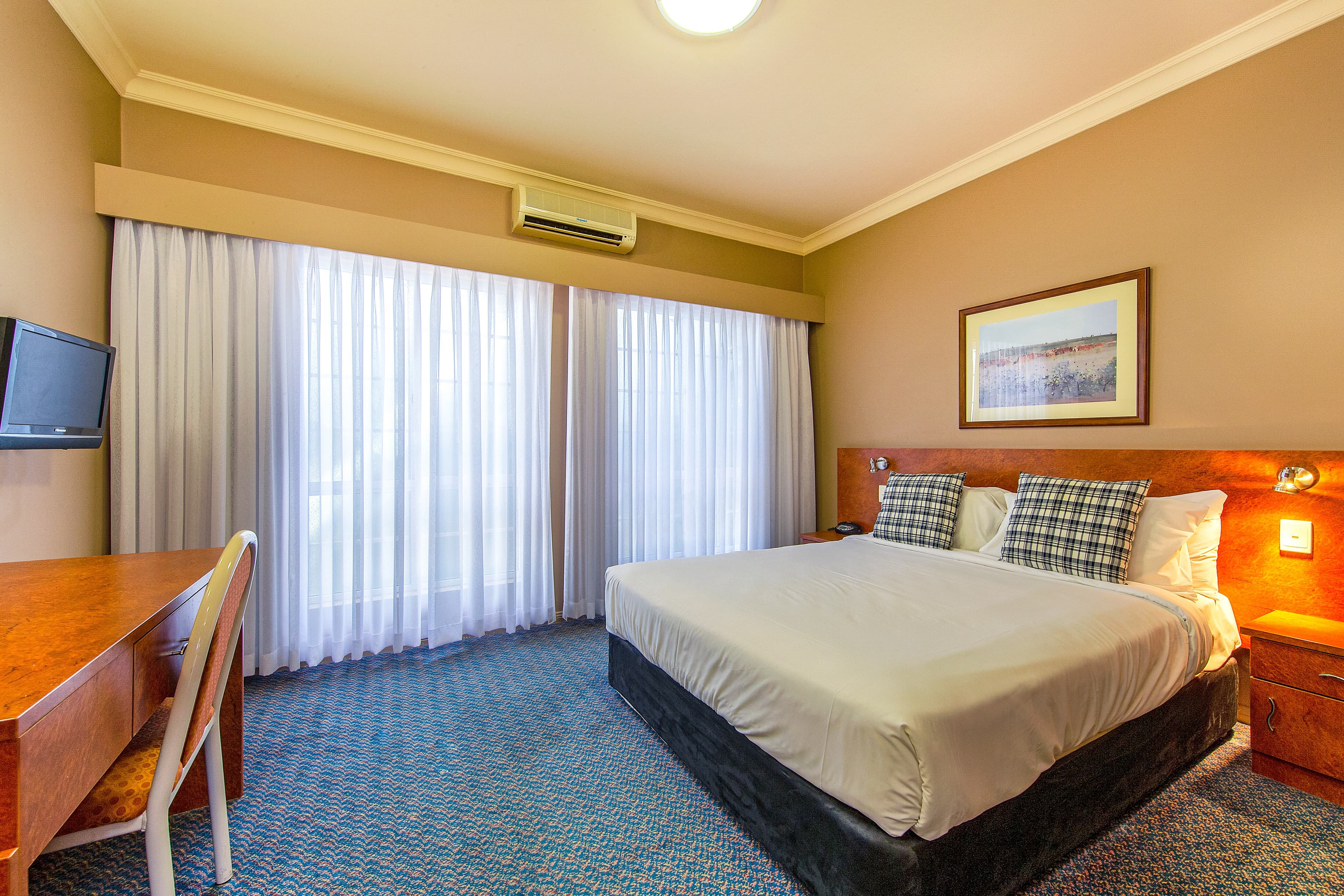 Quality Inn Penrith - Image 5