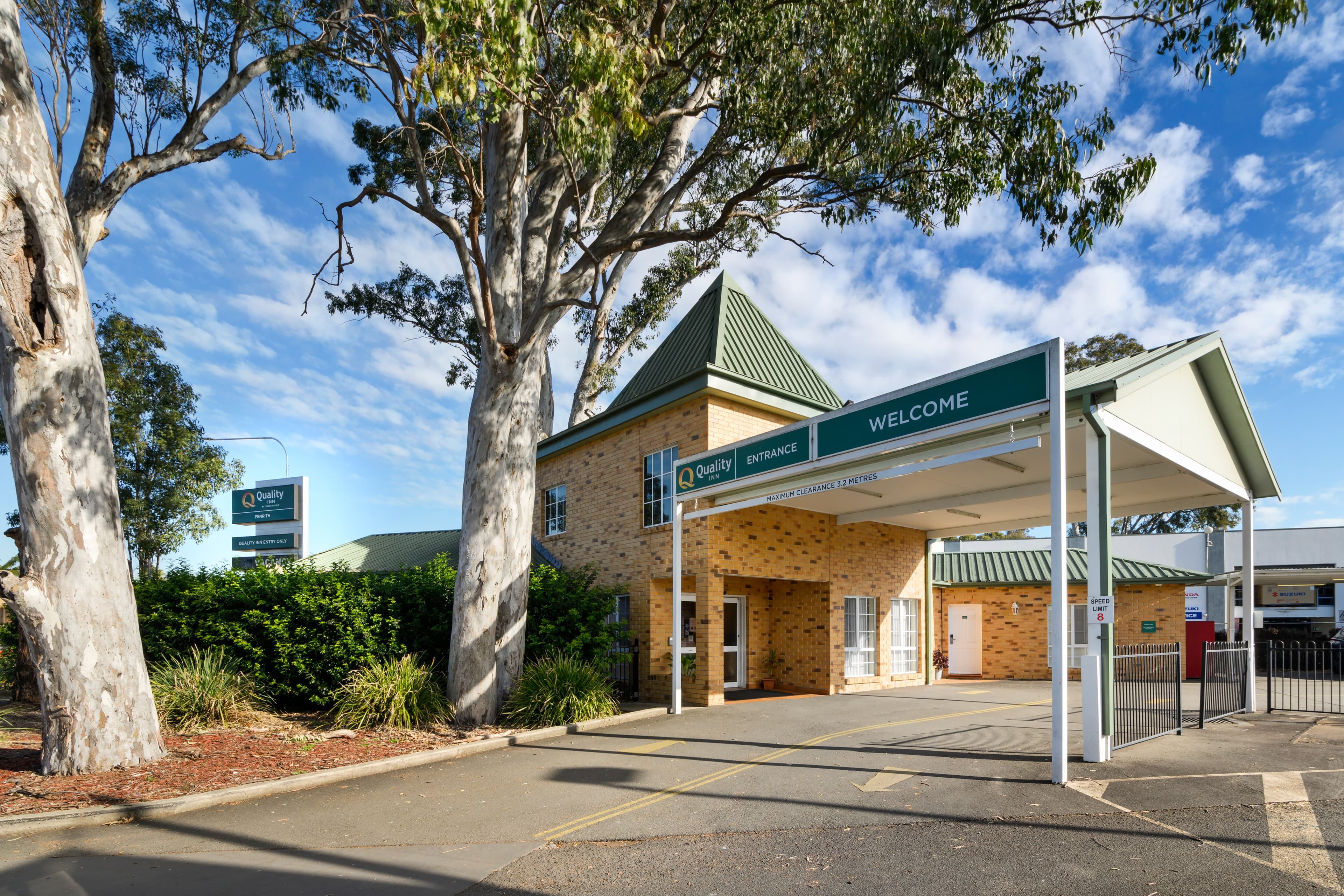 Quality Inn Penrith - Image 1