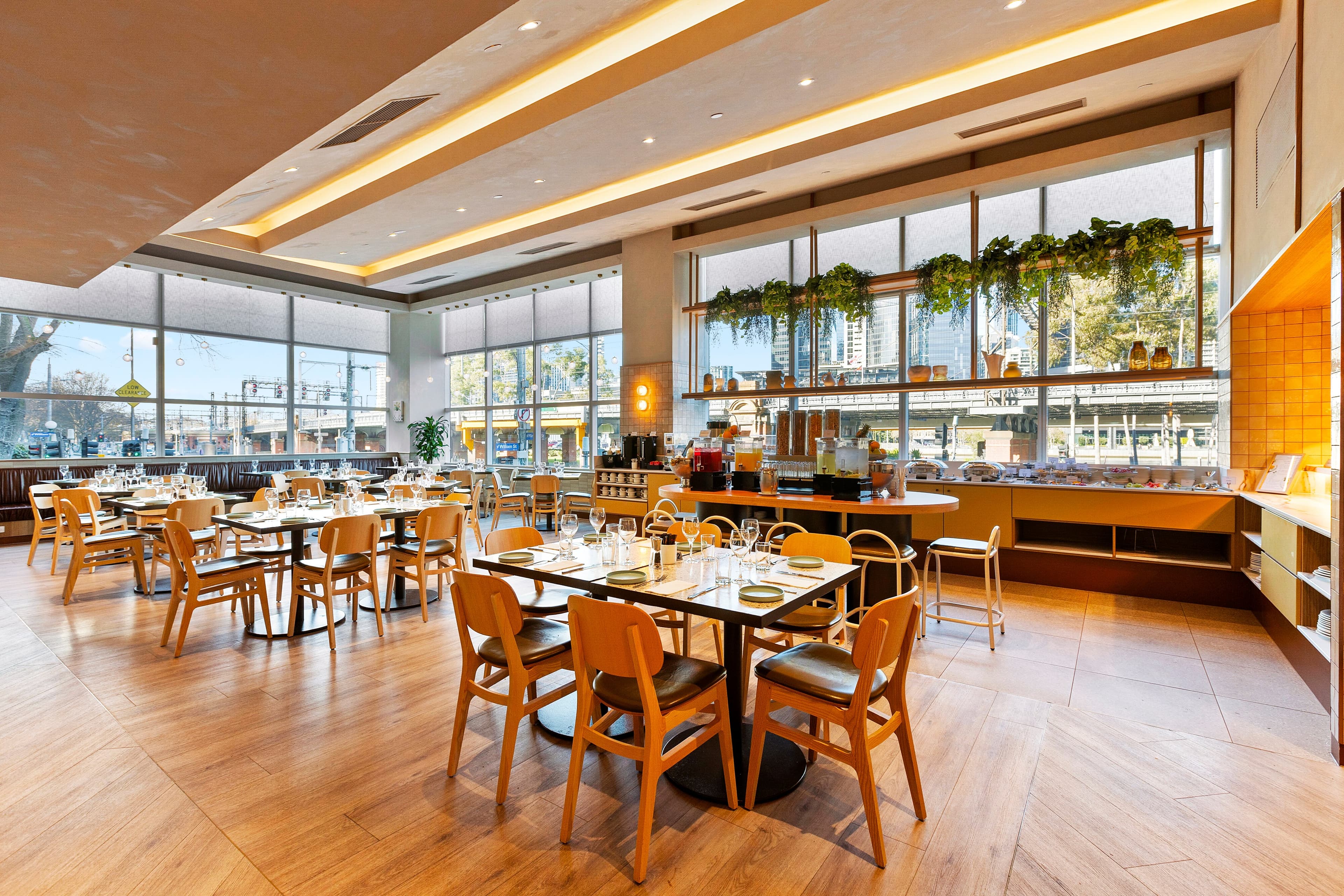 Clarion Suites Gateway - Image 1