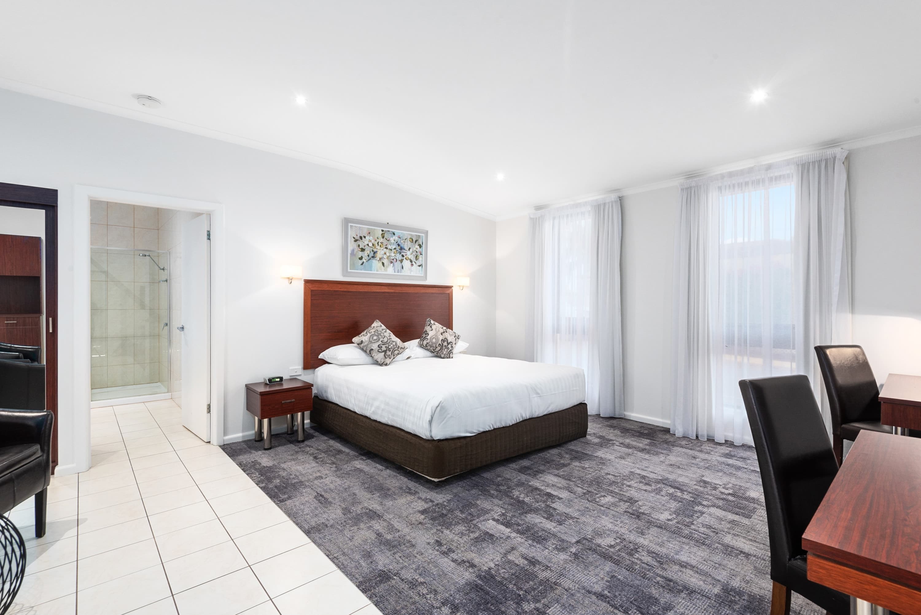 Comfort Inn Deakin Palms - Image 5