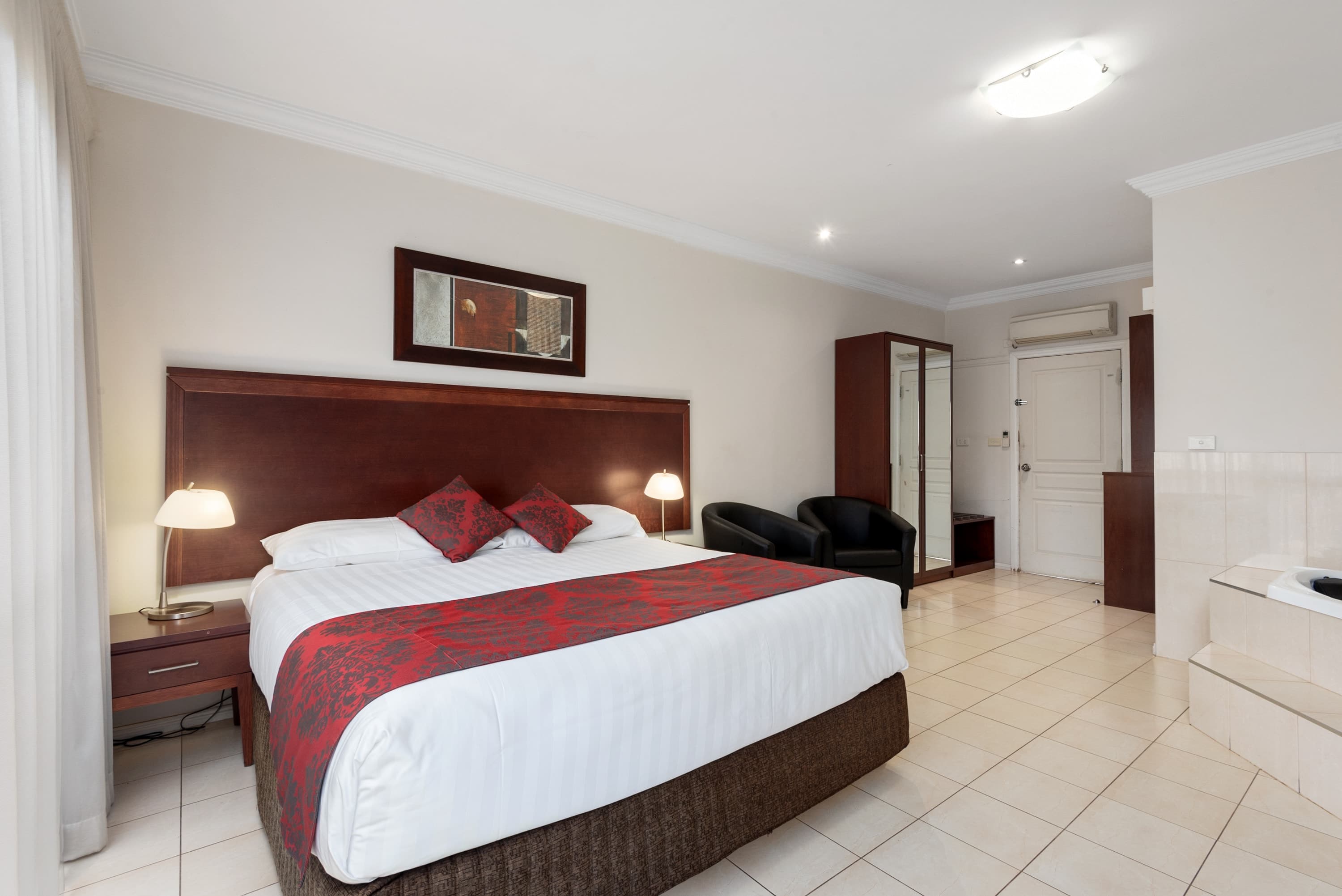 Comfort Inn Deakin Palms — 14