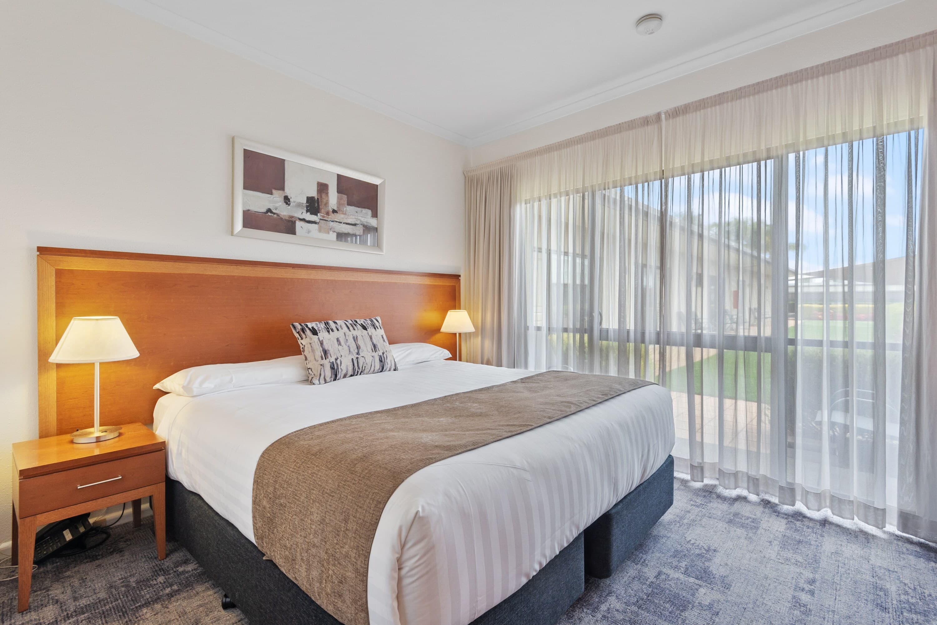 Comfort Inn Deakin Palms — 18