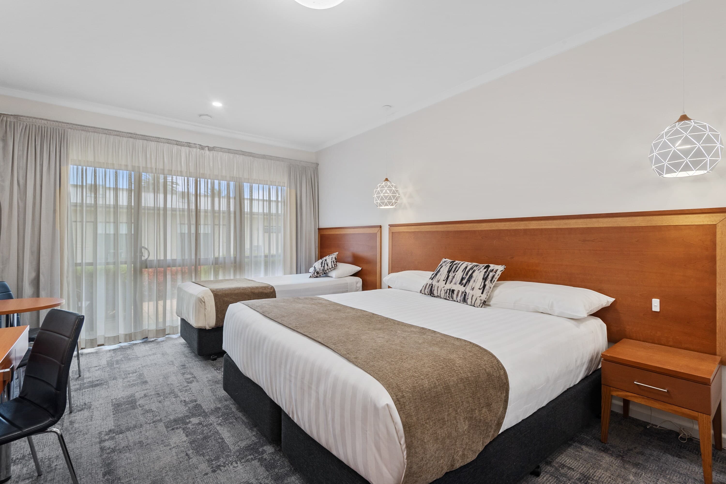 Comfort Inn Deakin Palms — 22