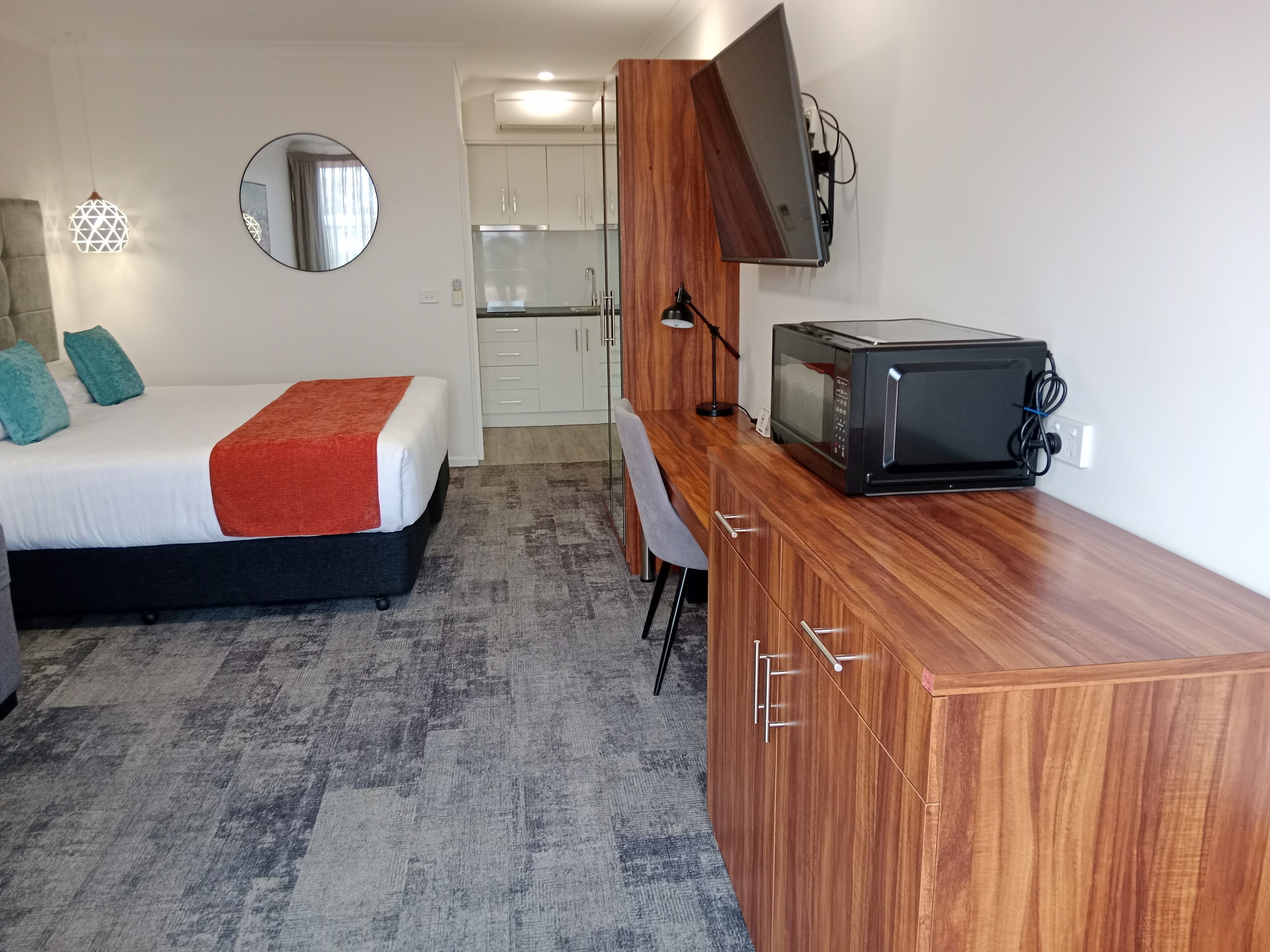 Comfort Inn Deakin Palms — 28