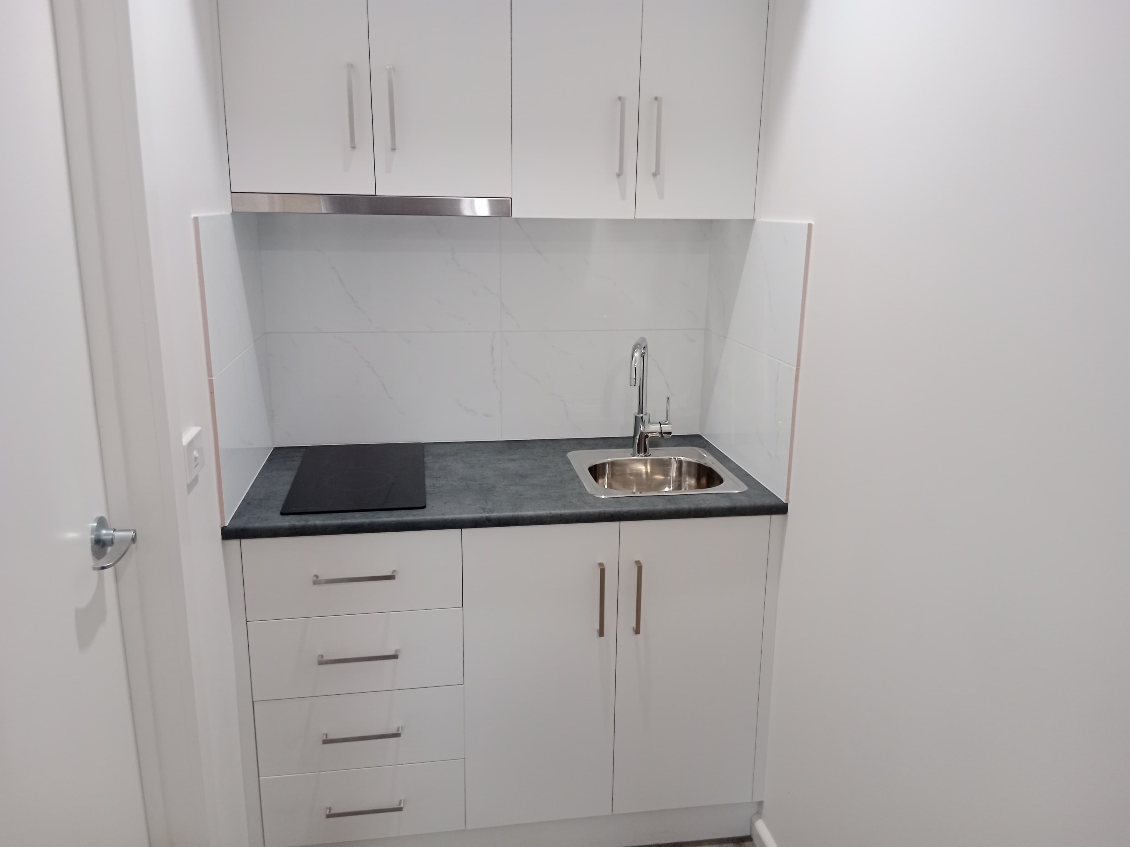 Comfort Inn Deakin Palms — 30