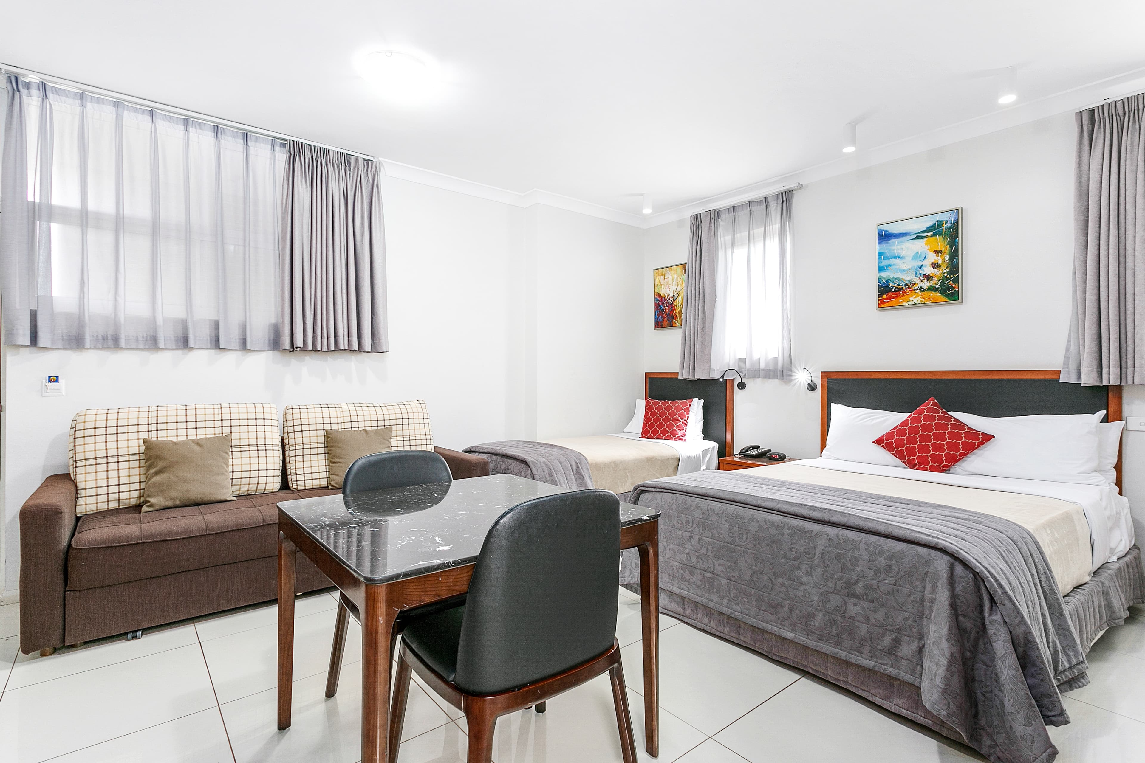 Comfort Inn & Suites Burwood — 10