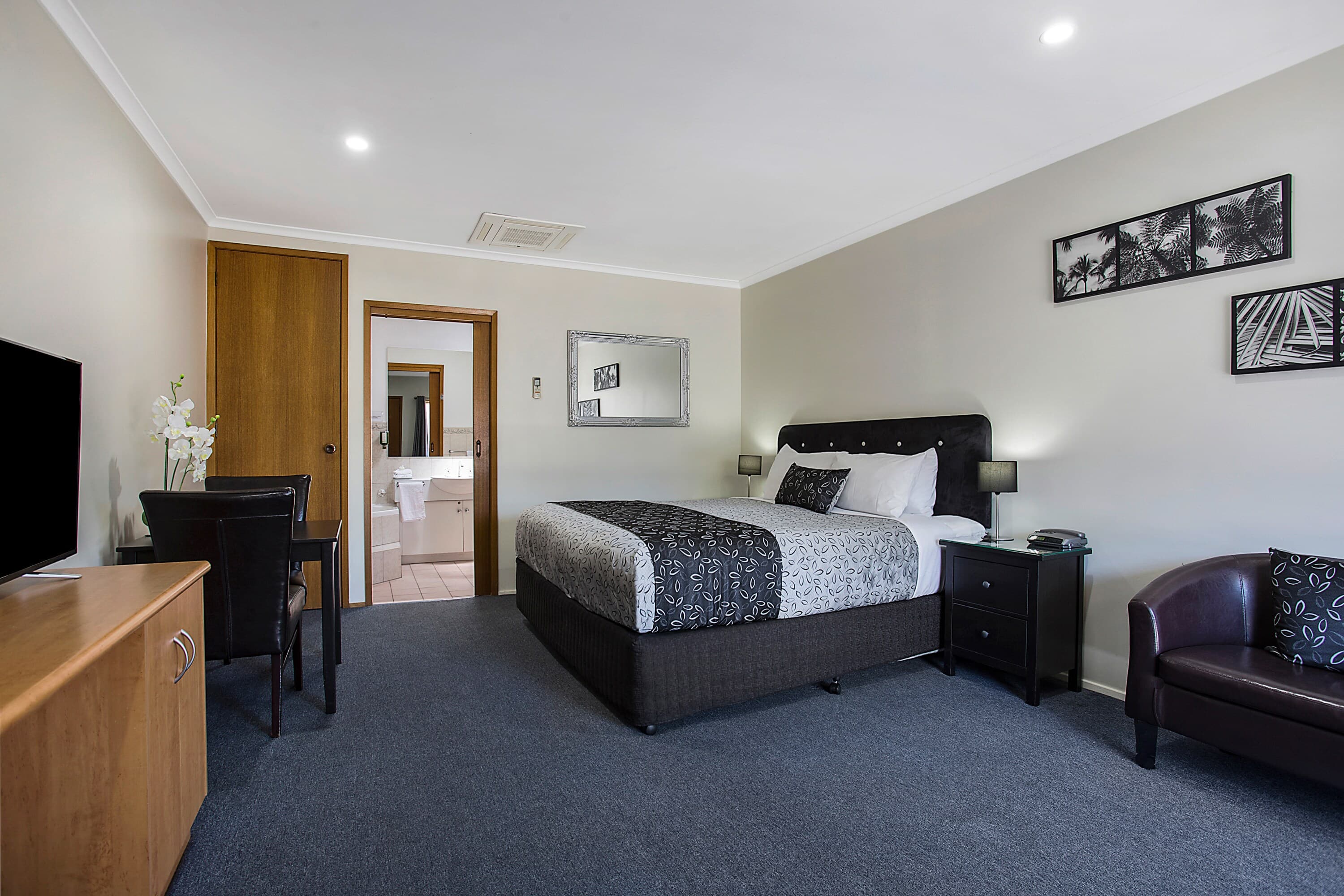 Comfort Inn May Park — 14