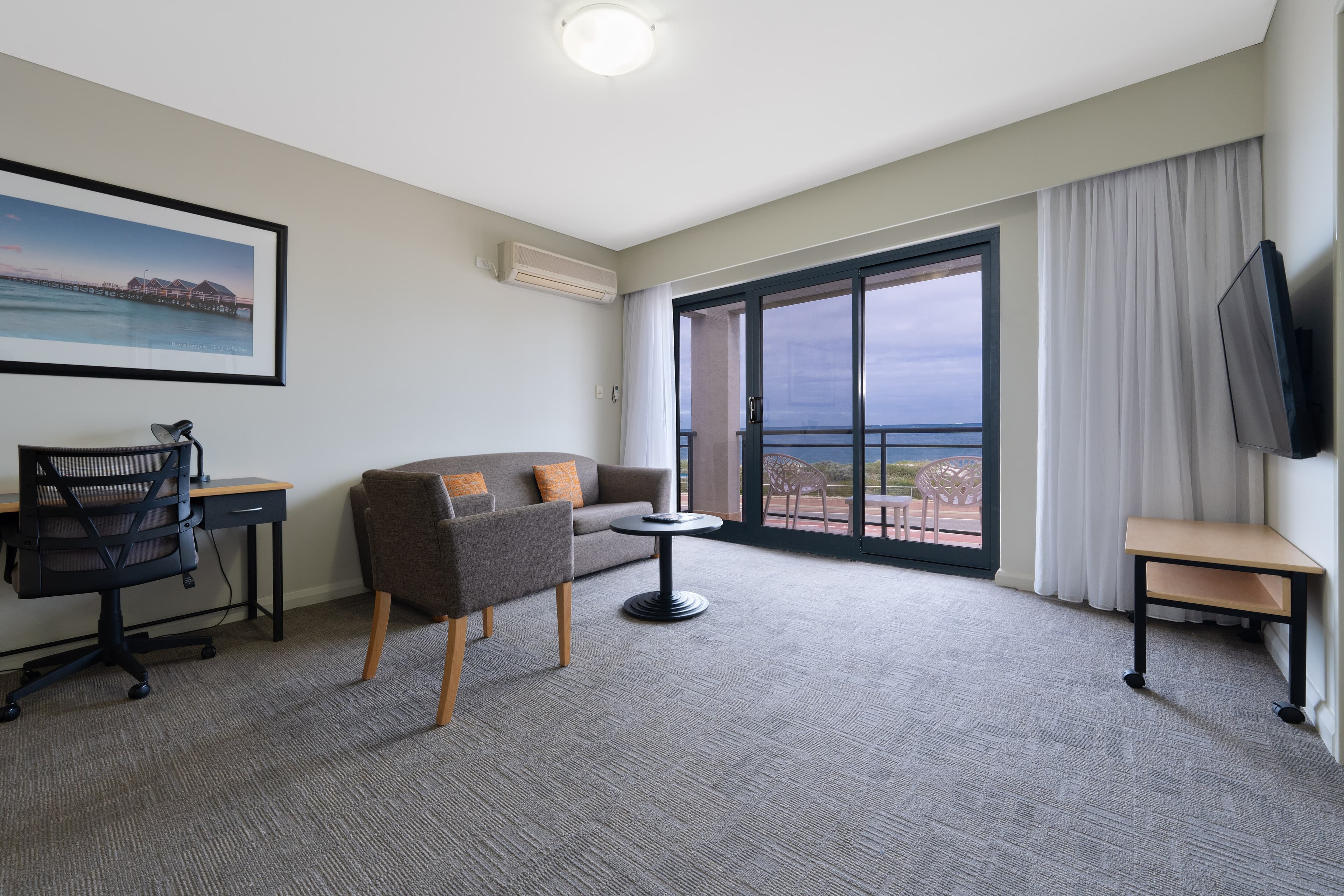 Quality Resort Sorrento Beach - Image 4