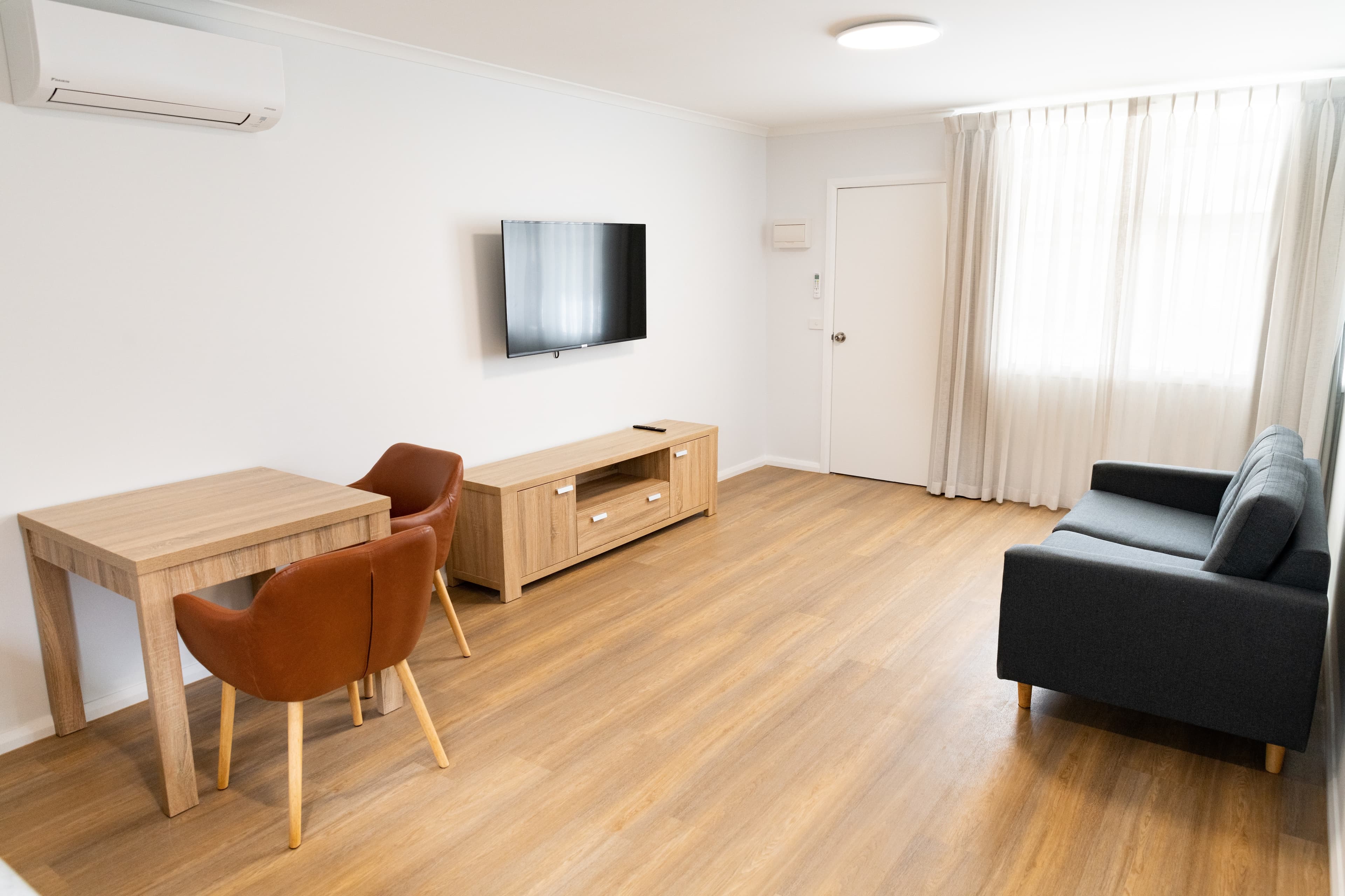 Econo Lodge Mildura — 17