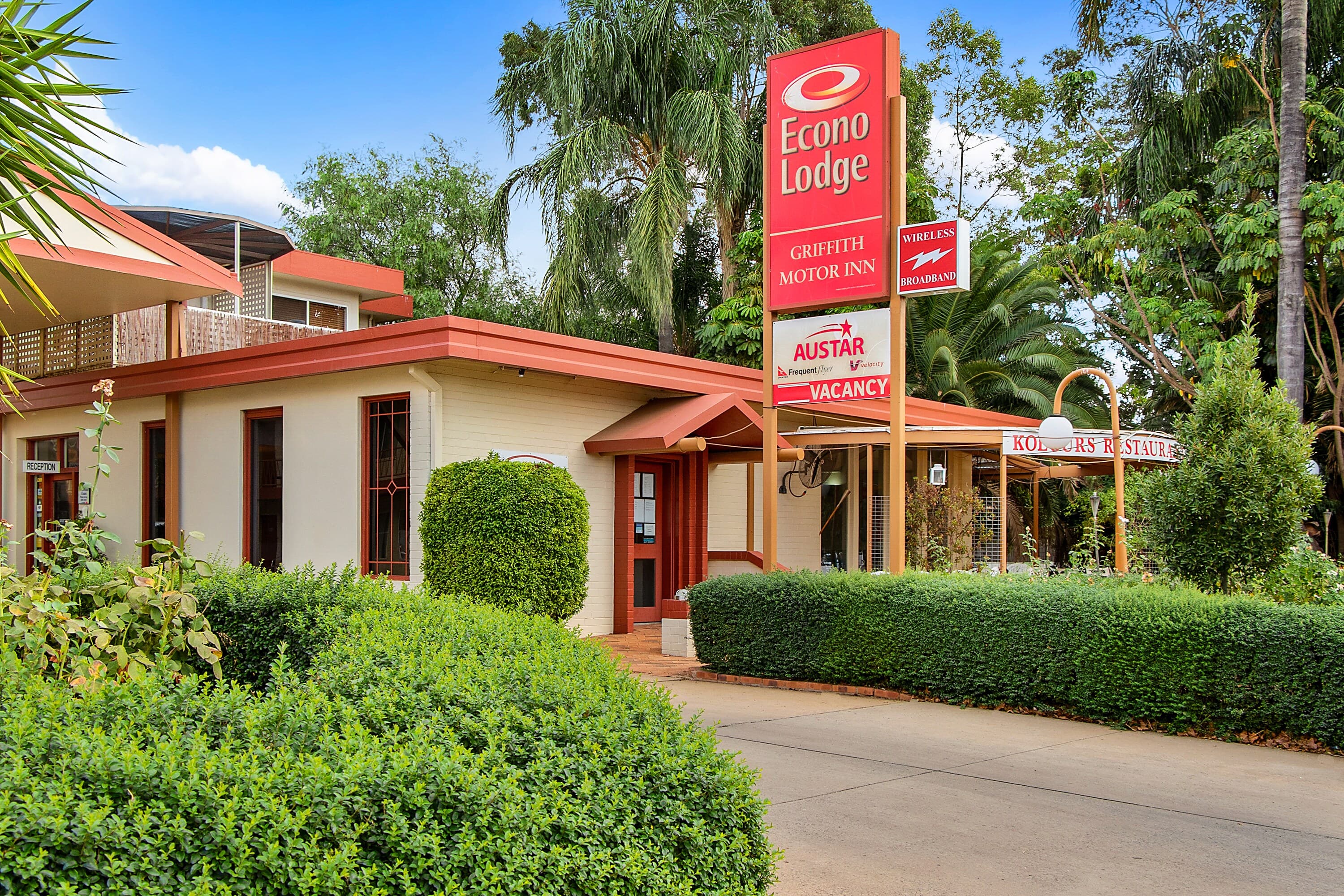 Econo Lodge Griffith Motor Inn - Image 1