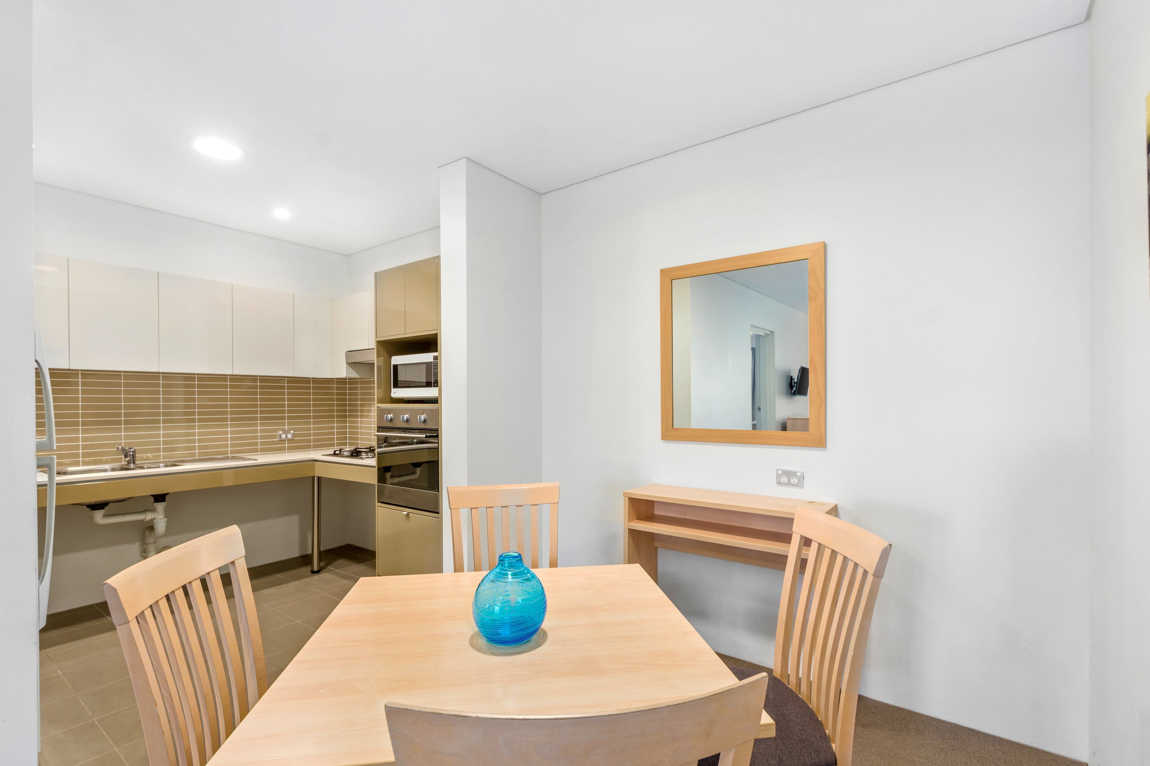 Quality Suites Pioneer Sands - Image 3