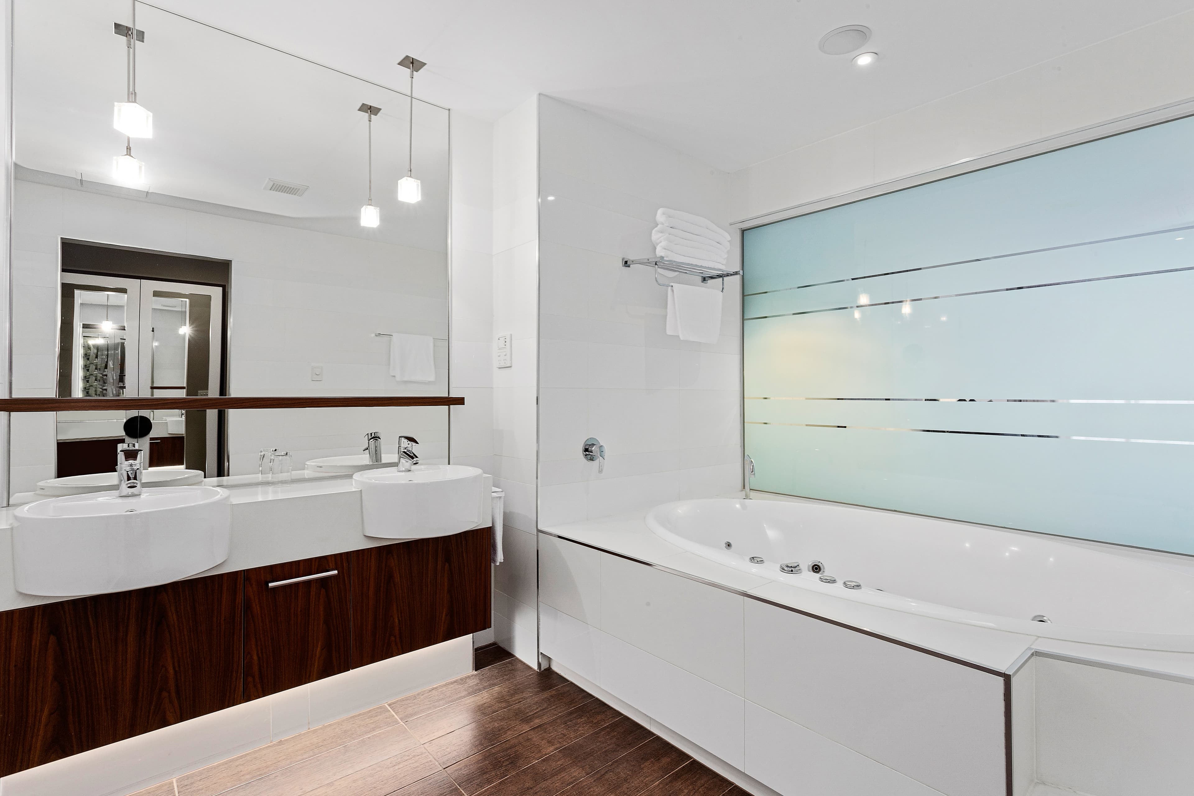 Quality Hotel Taylors Lakes — 9