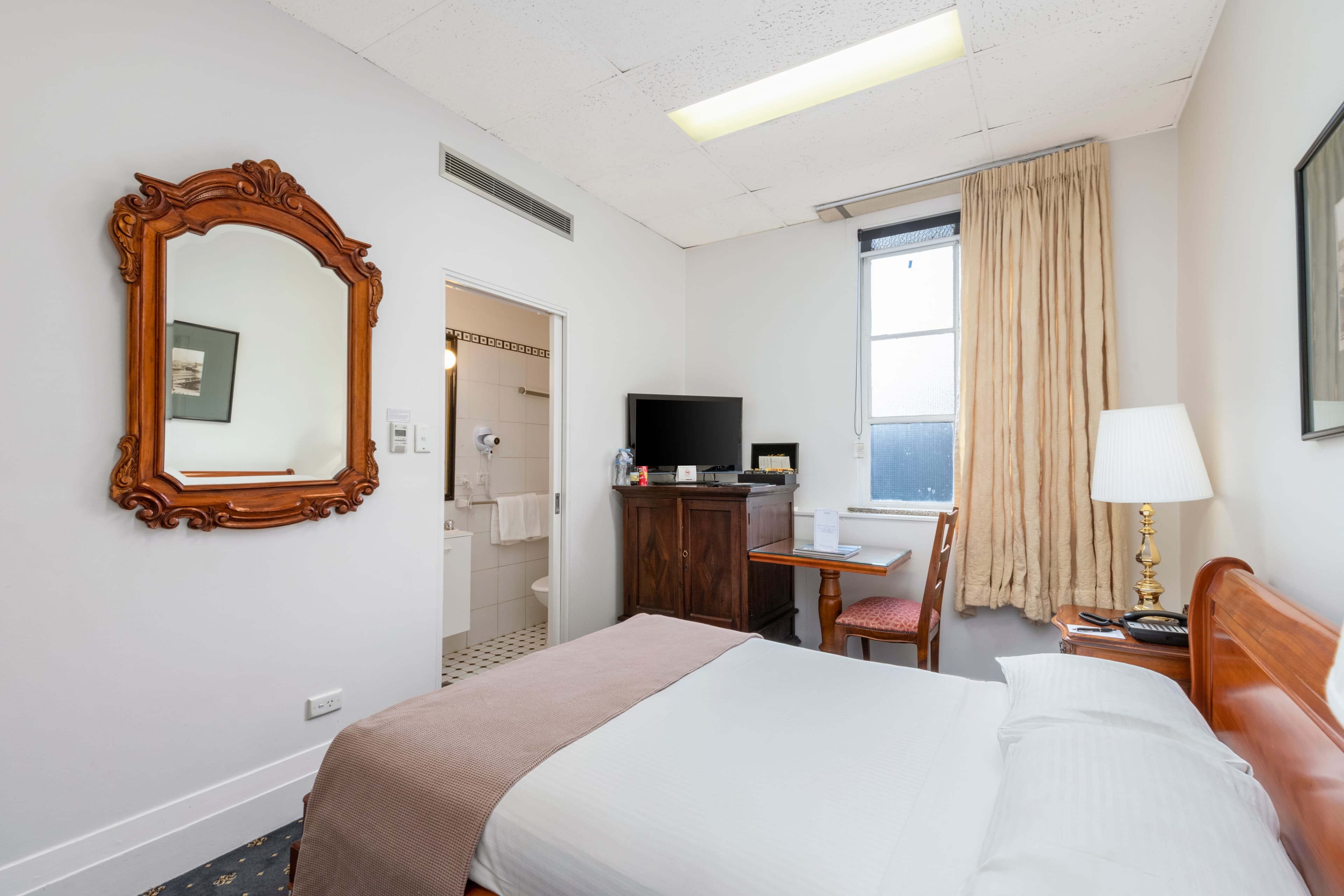 Castlereagh Boutique Hotel, an Ascend Collection Hotel - Image 4