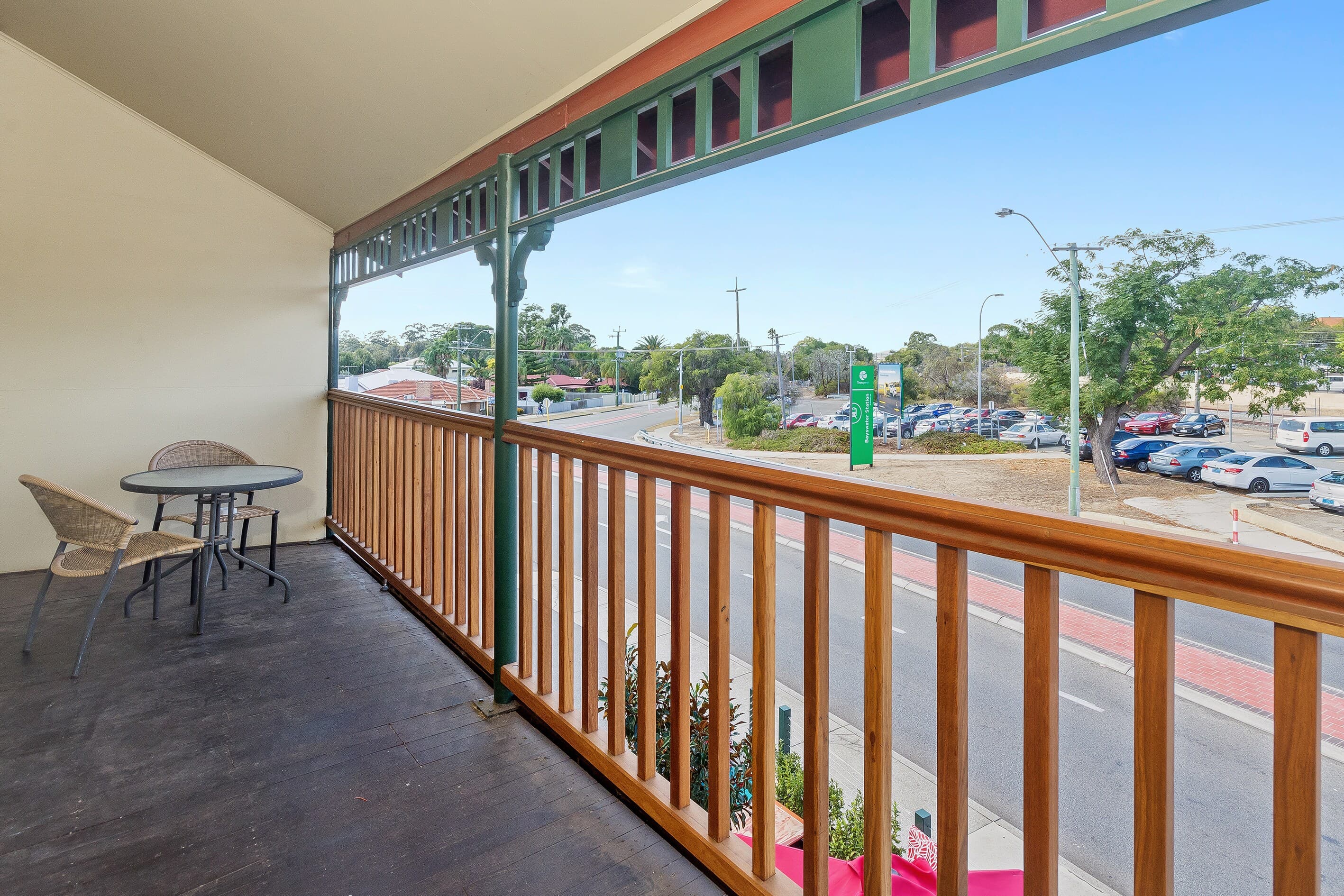 Quality Hotel Bayswater - Image 5