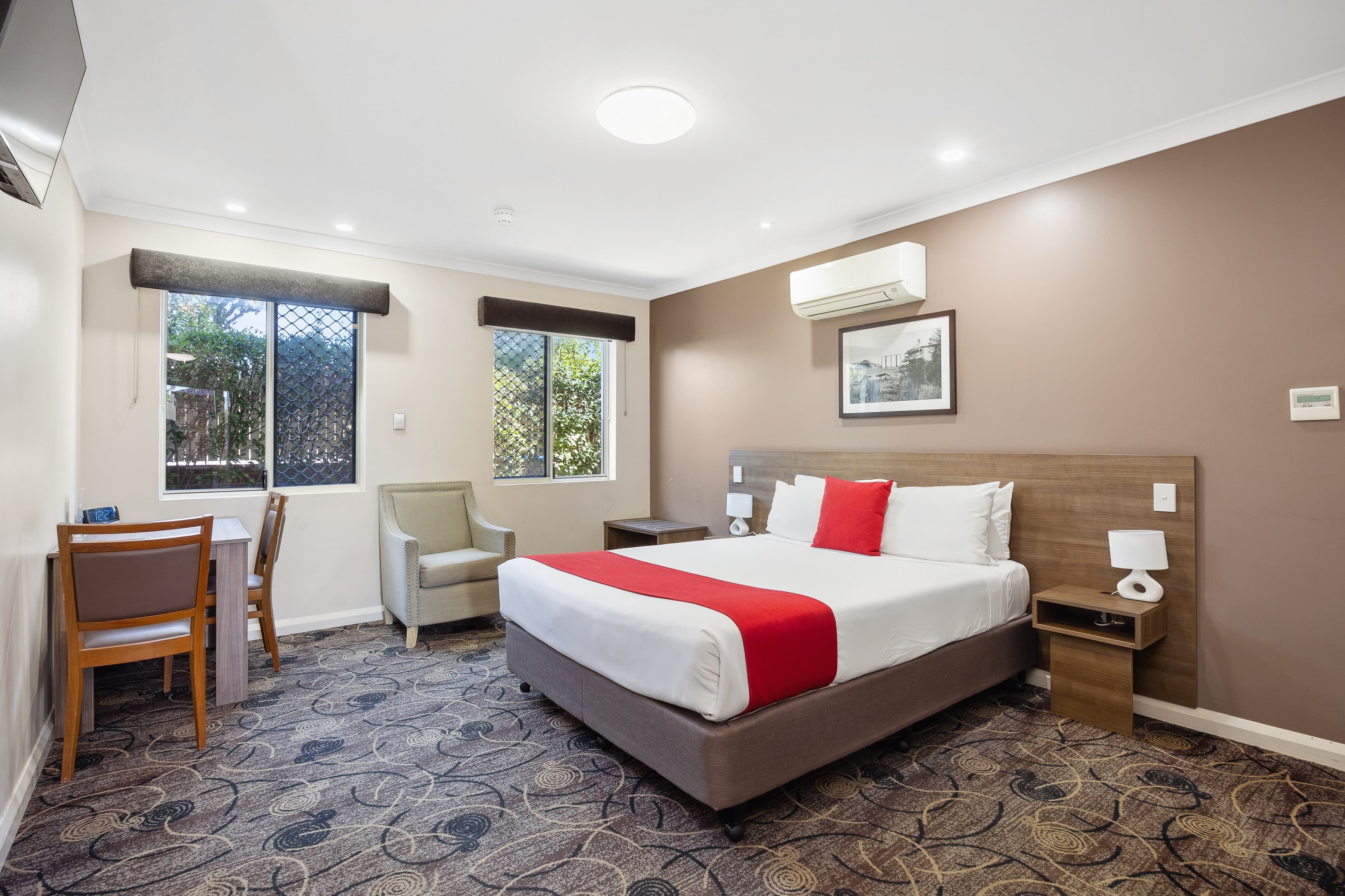 Quality Hotel Bayswater — 7