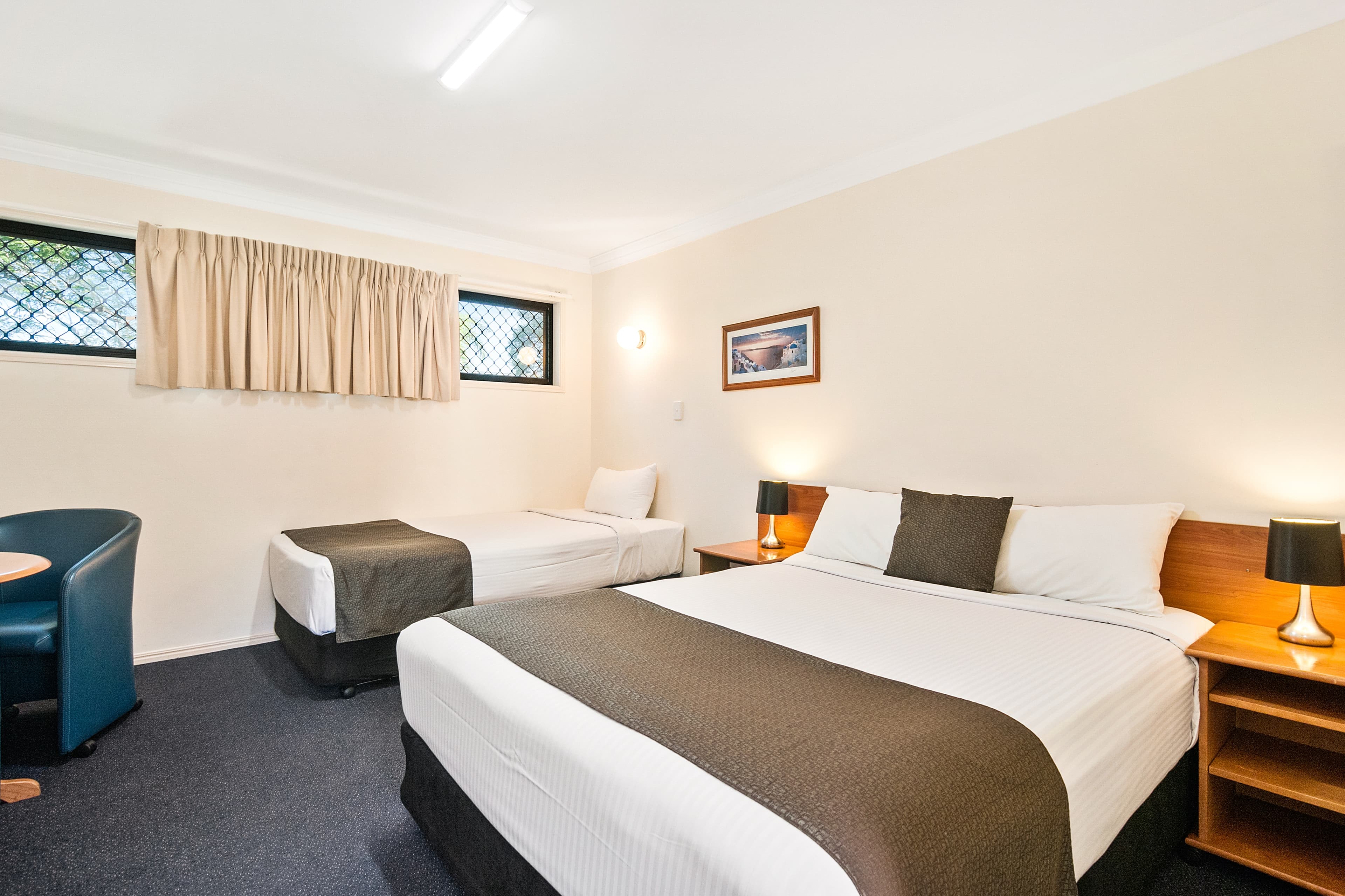 Econo Lodge Waterford — 21