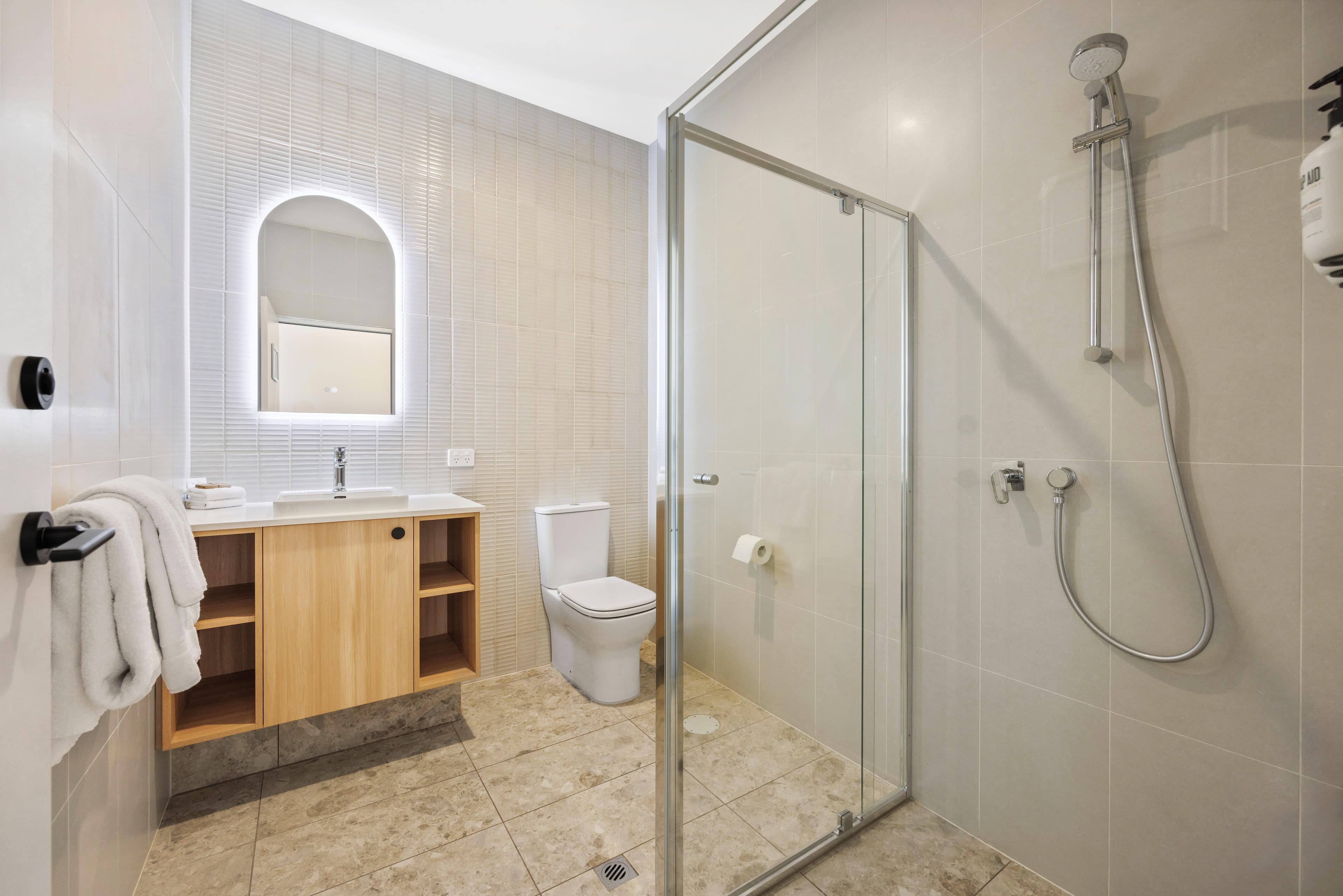 Comfort Inn Regal Park — 13