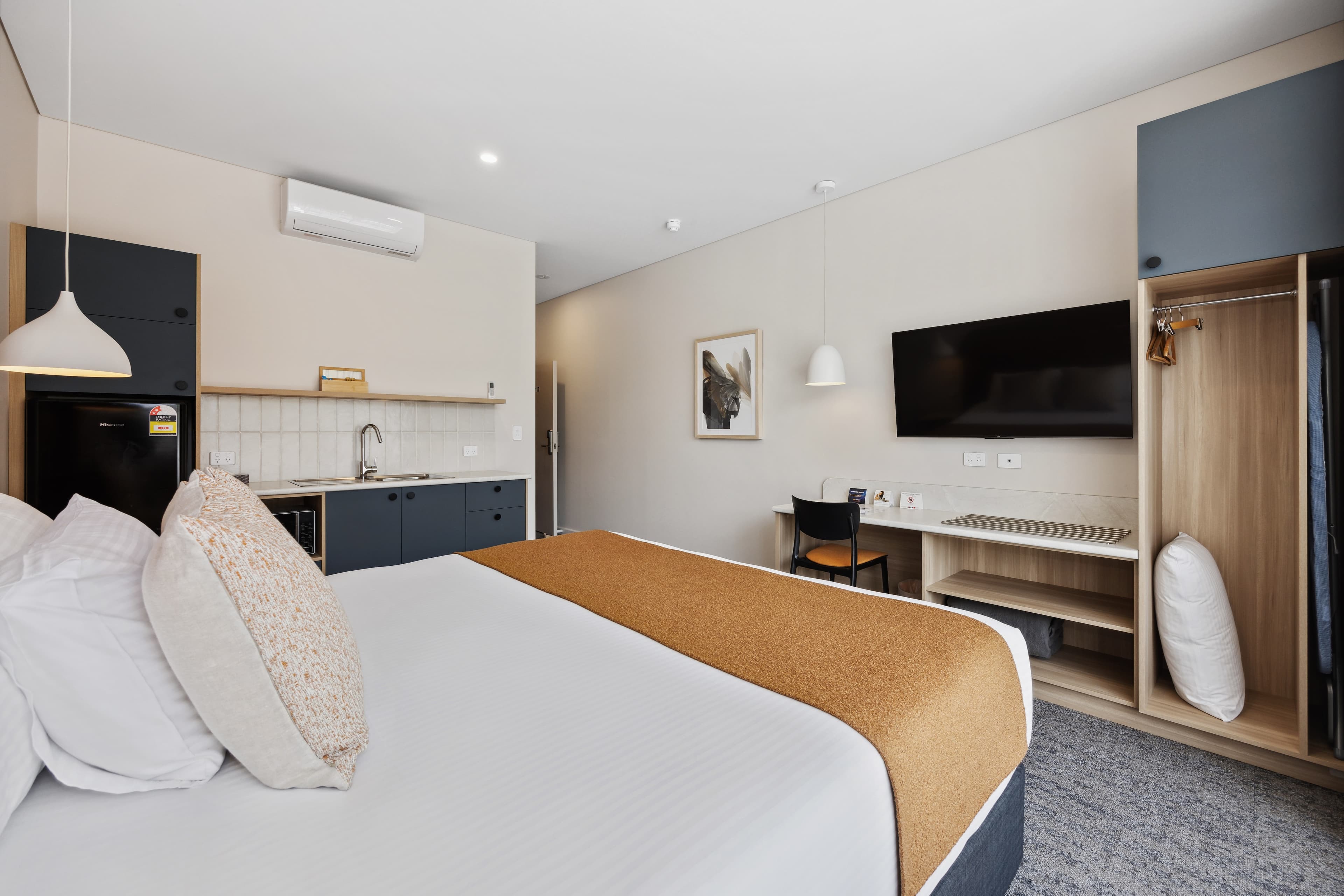 Comfort Inn Regal Park — 18