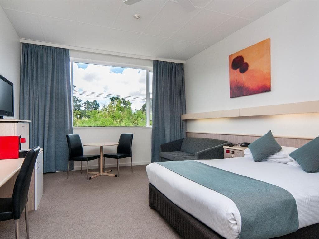 Comfort Inn Regal Park — 21