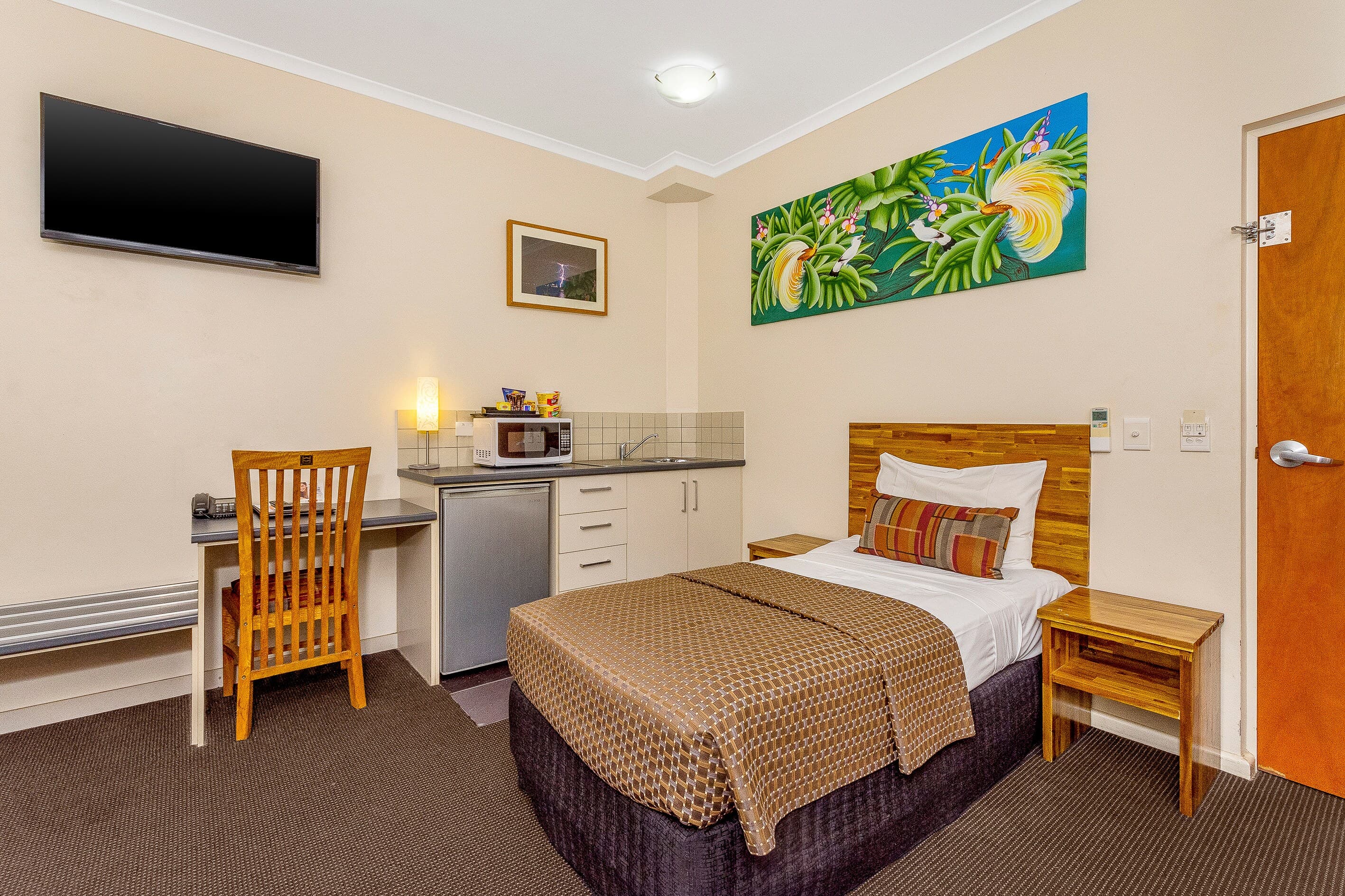 Quality Hotel Darwin Airport — 12