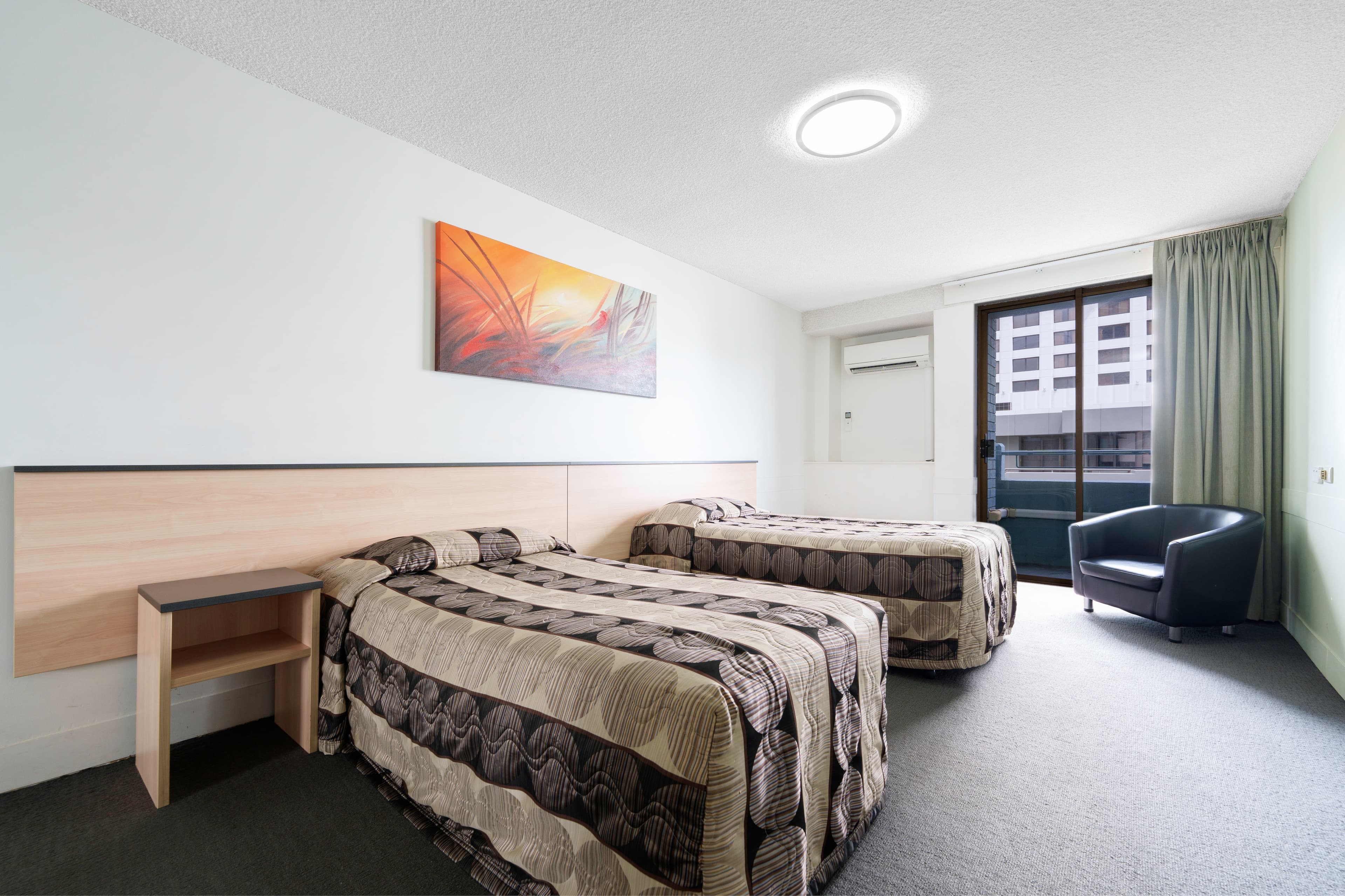 Comfort Inn & Suites Goodearth Perth - Image 3