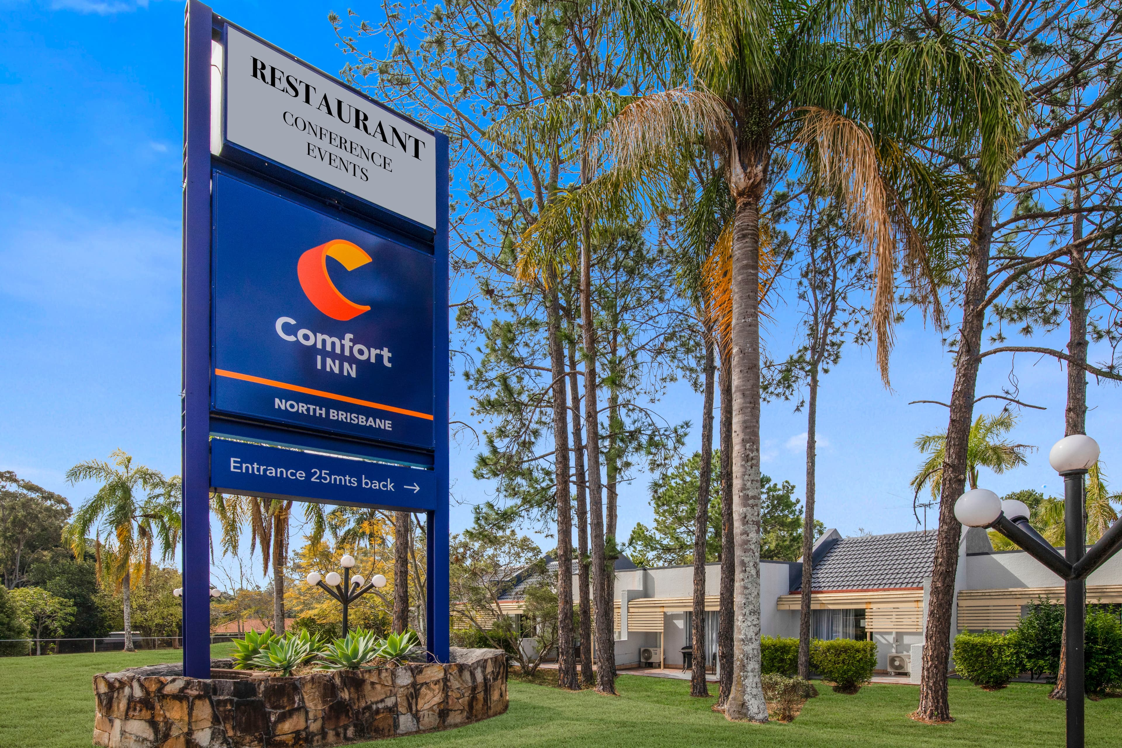 Comfort Inn North Brisbane - Image 1