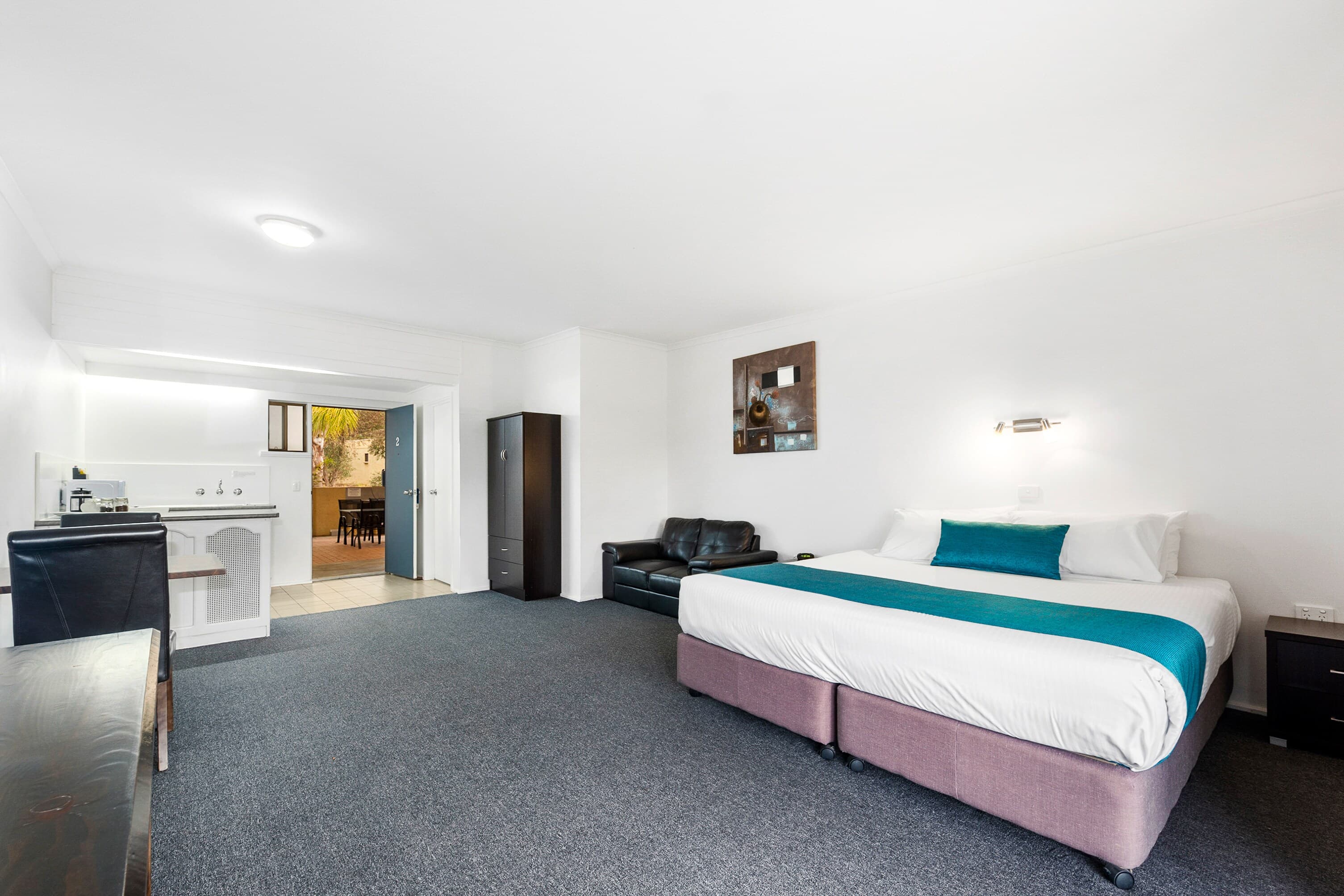 Comfort Inn & Suites Riverland — 6