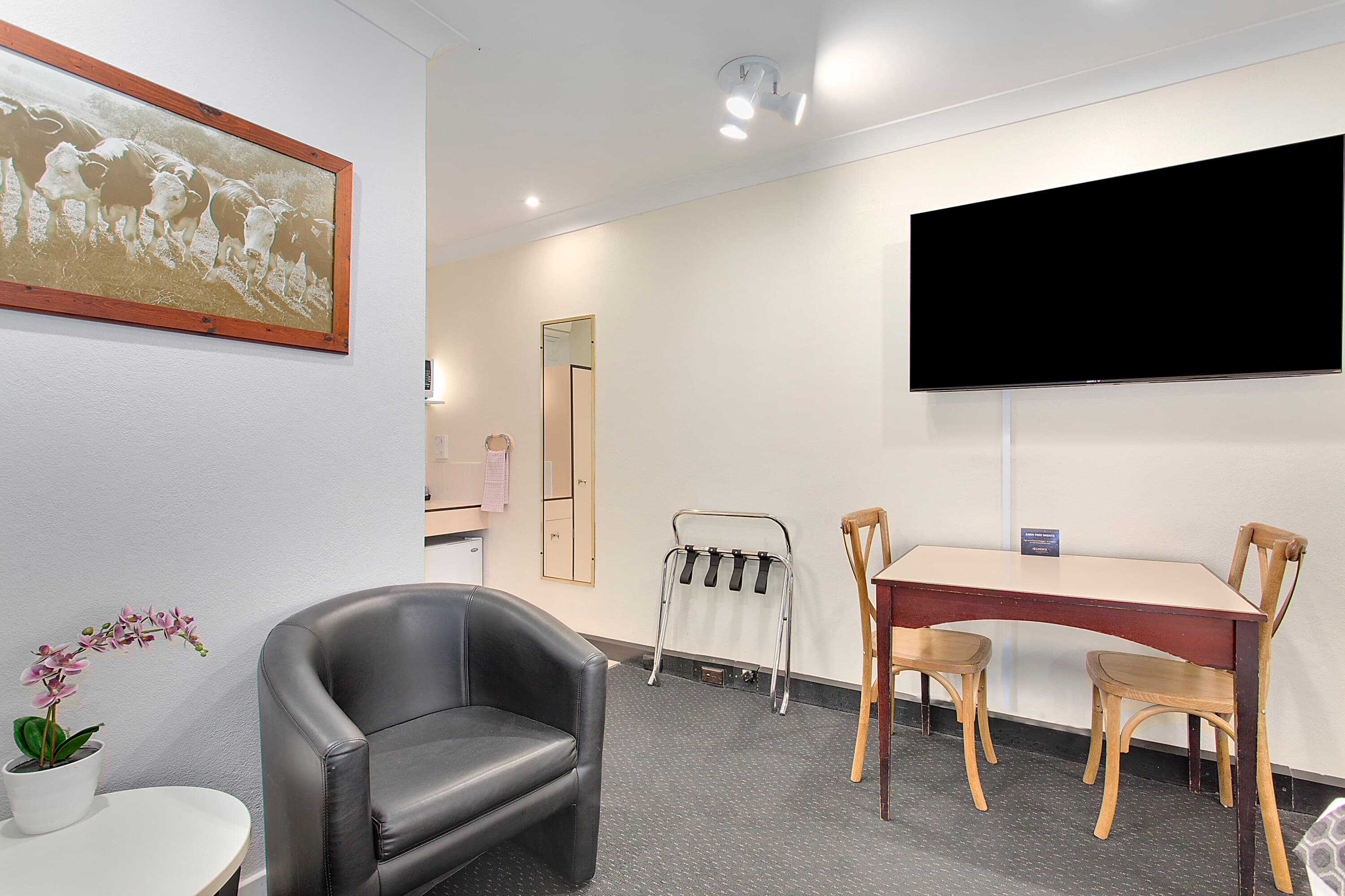 Econo Lodge Savannah Park Tamworth - Image 4
