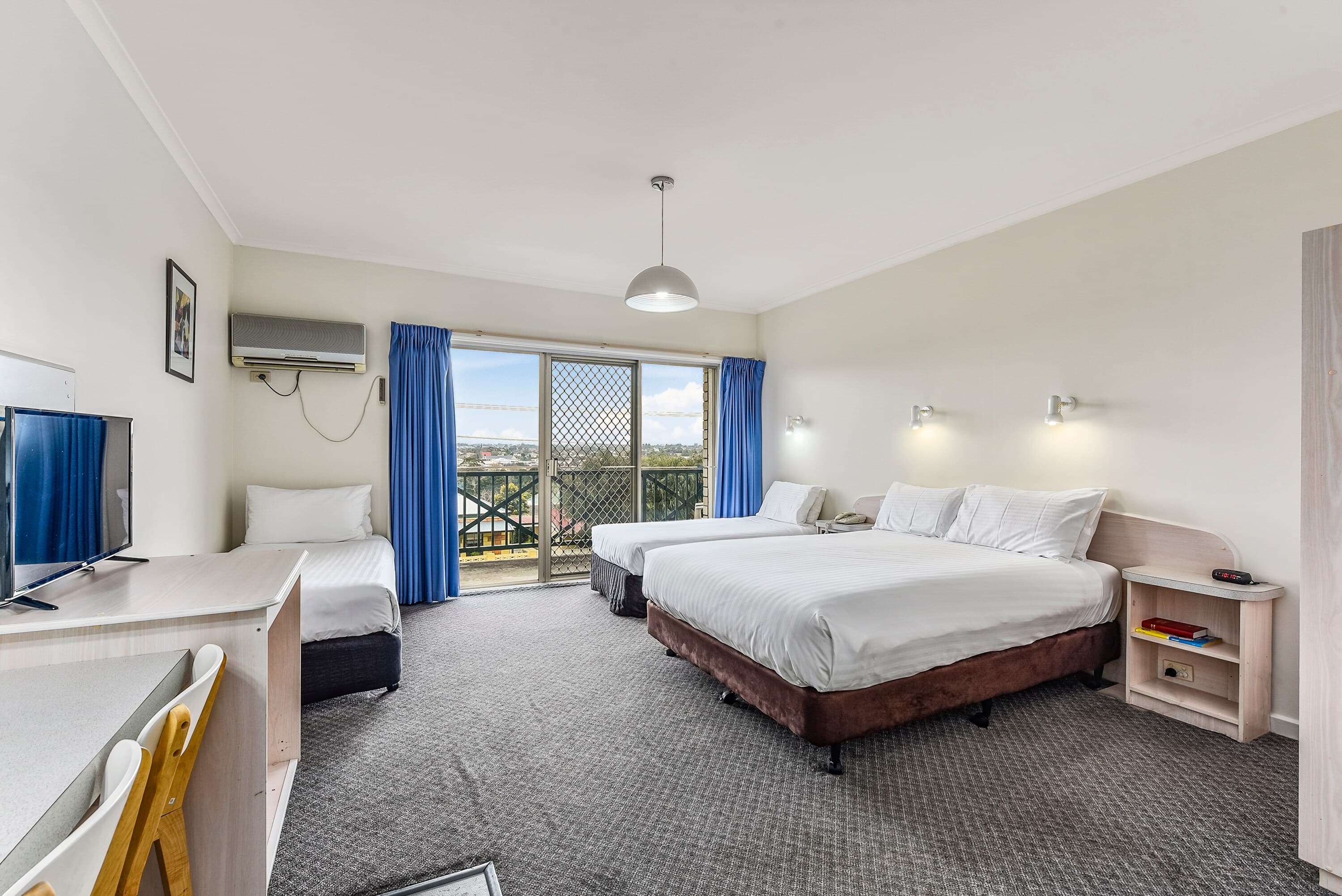 Comfort Inn The Lakes — 4