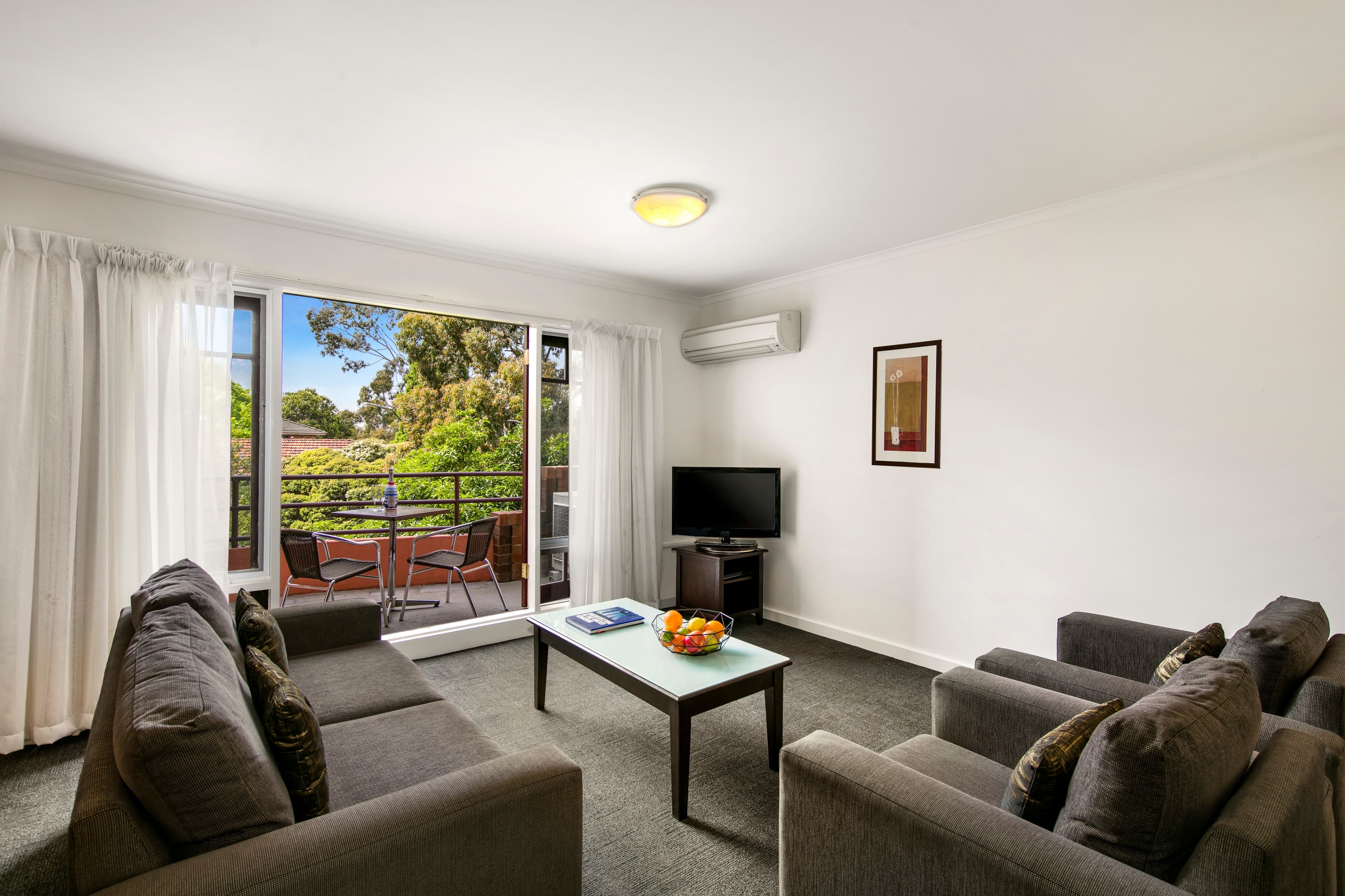Comfort Apartments Royal Gardens — 8