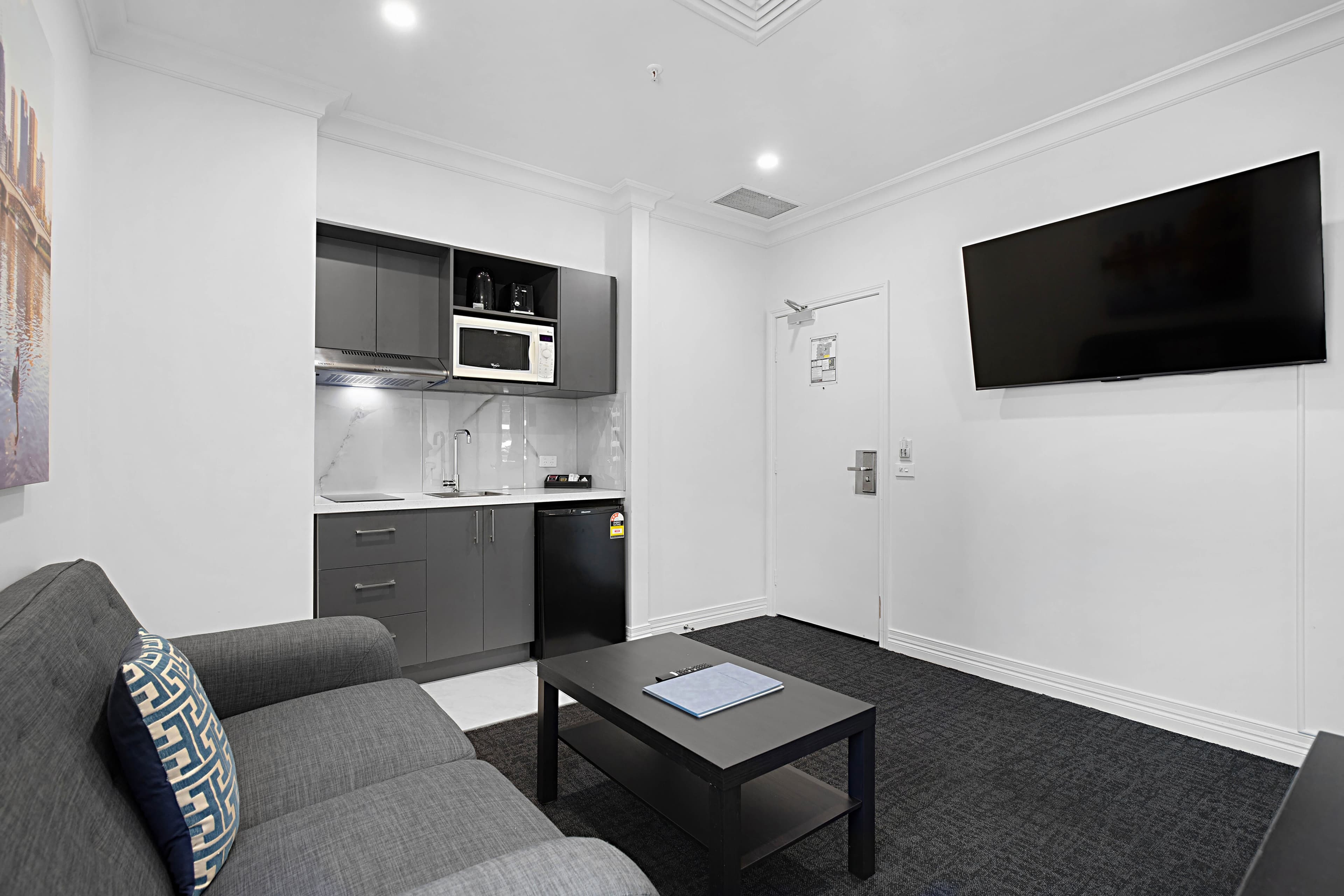 Comfort Apartments Melbourne Central — 15
