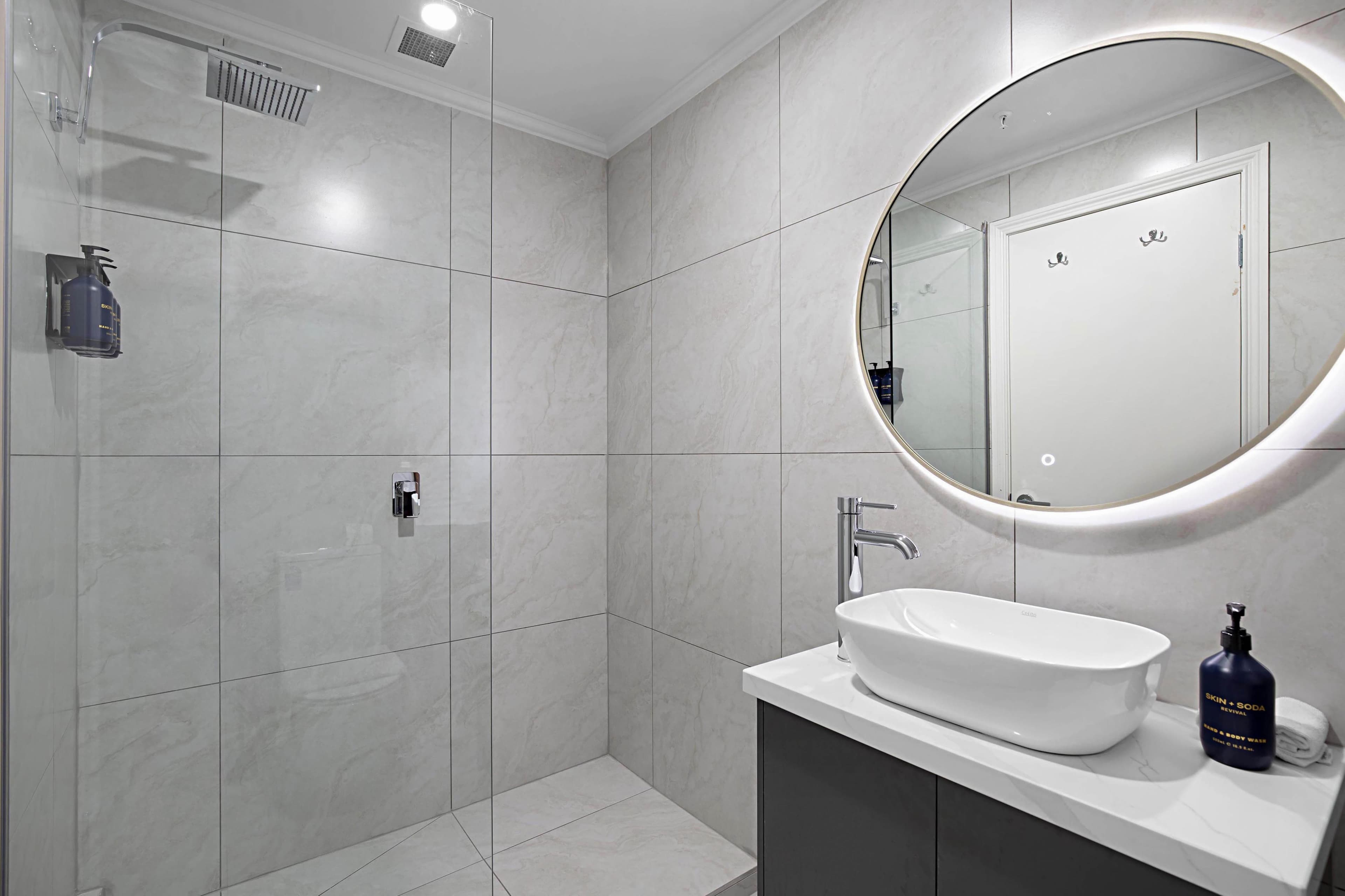 Comfort Apartments Melbourne Central — 27