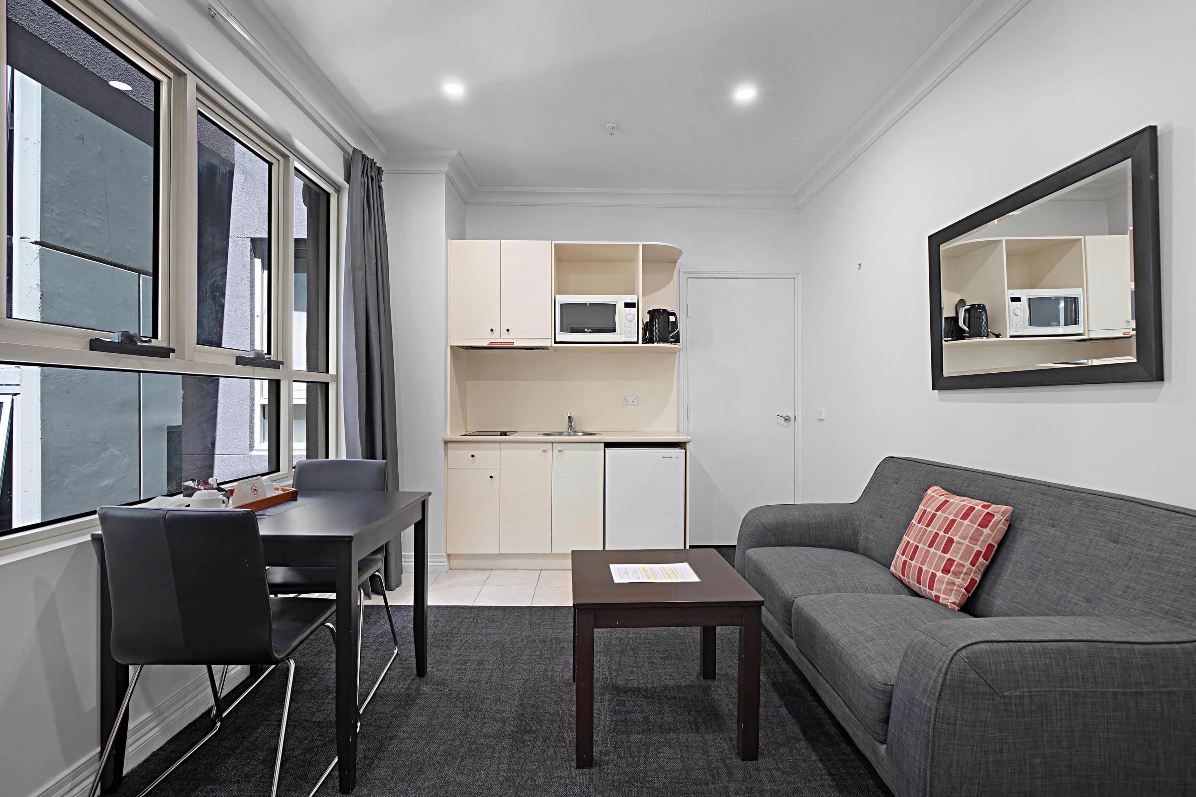 Comfort Apartments Melbourne Central — 37