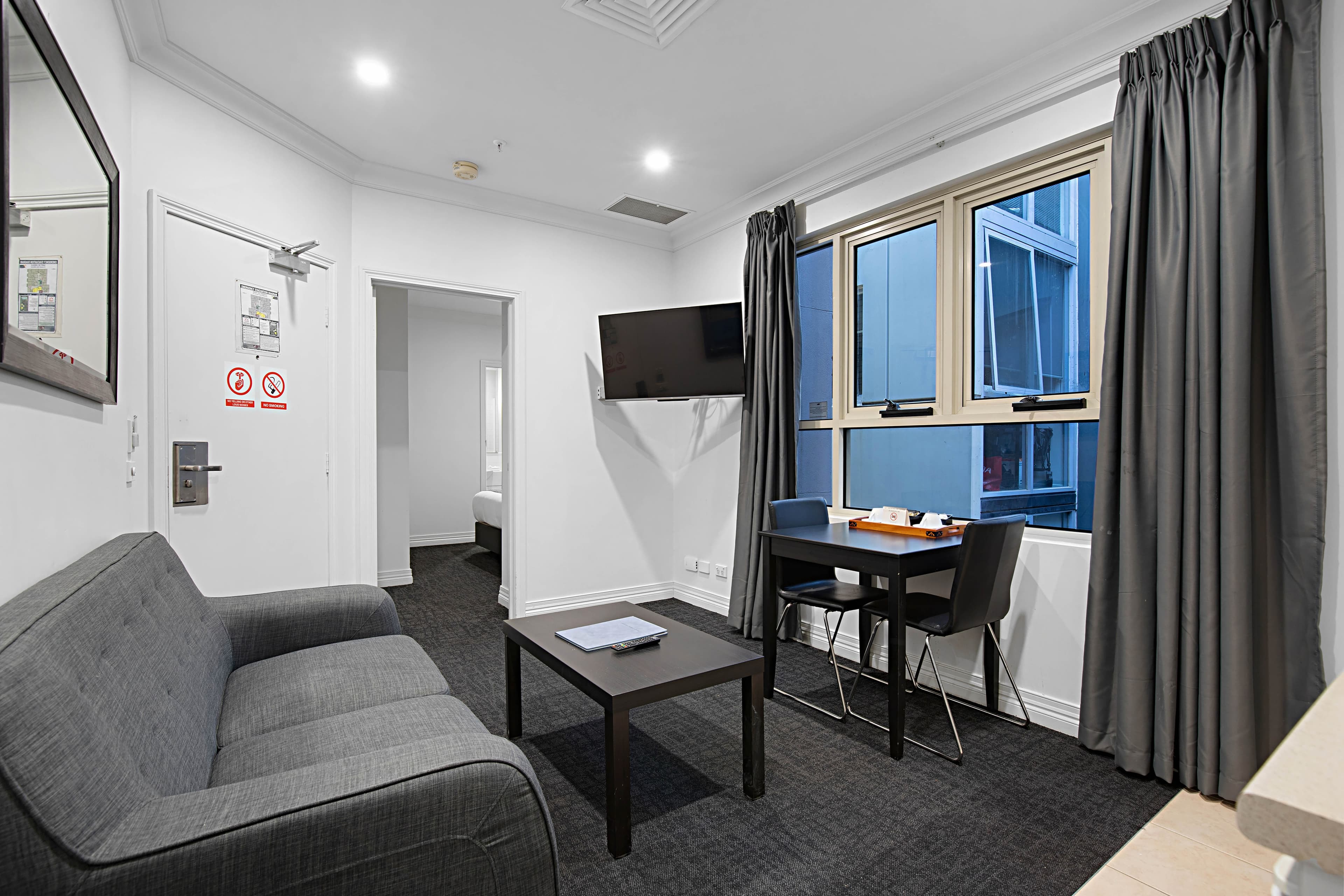 Comfort Apartments Melbourne Central — 42