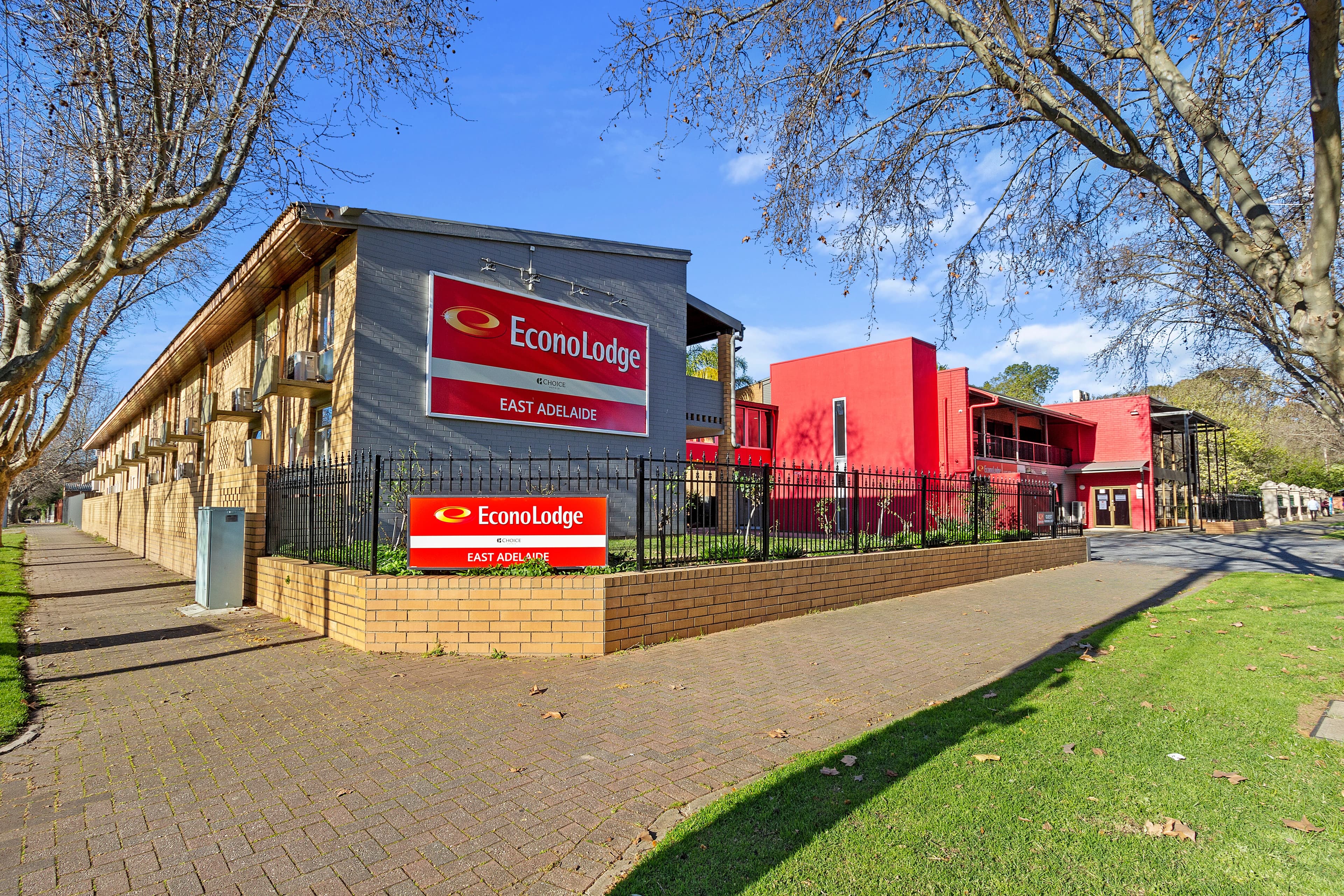 Econo Lodge East Adelaide - Image 1