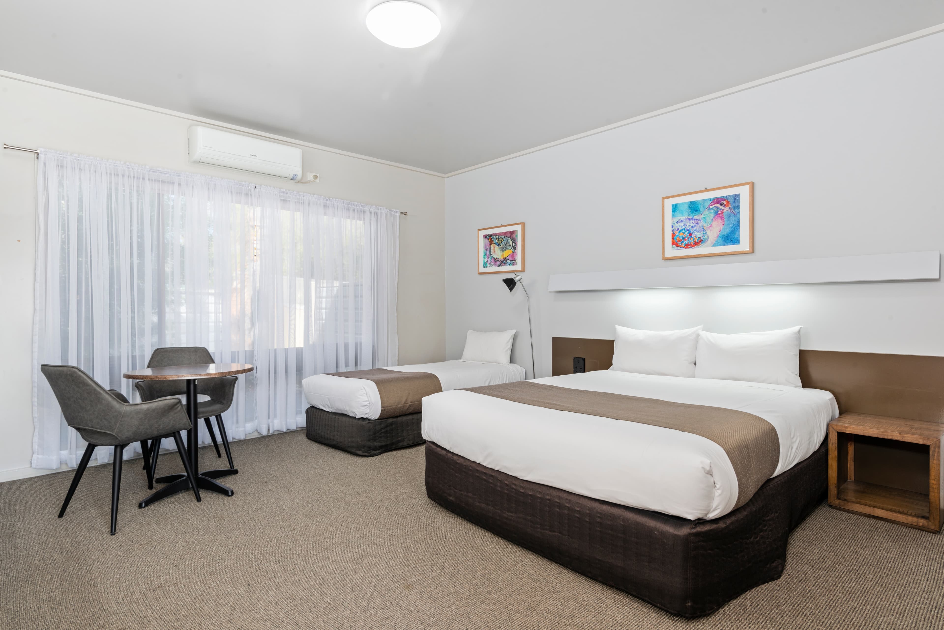 Comfort Inn Clubarham - Image 2