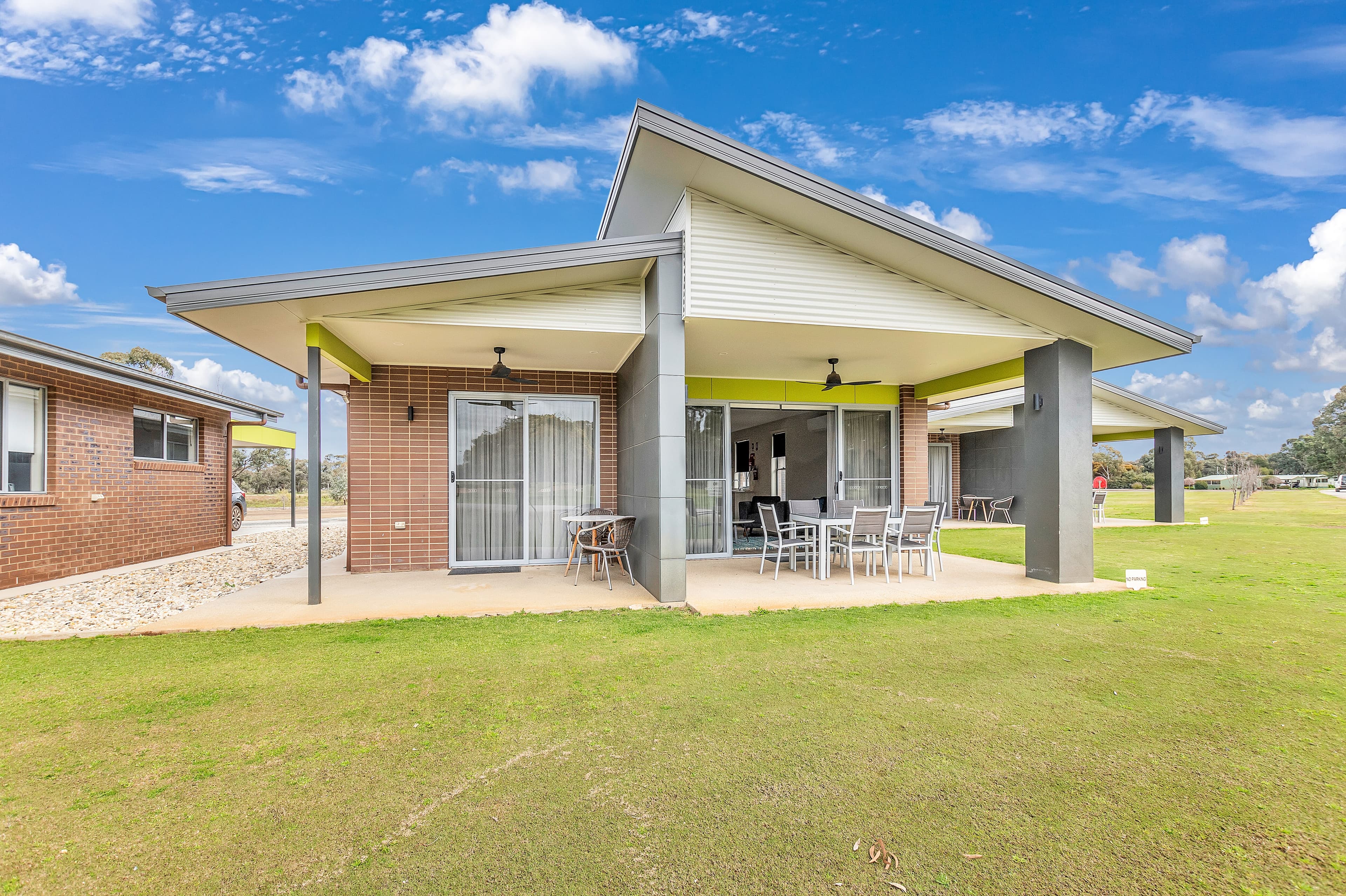 Comfort Suites Clubarham Golf Resort - Image 1