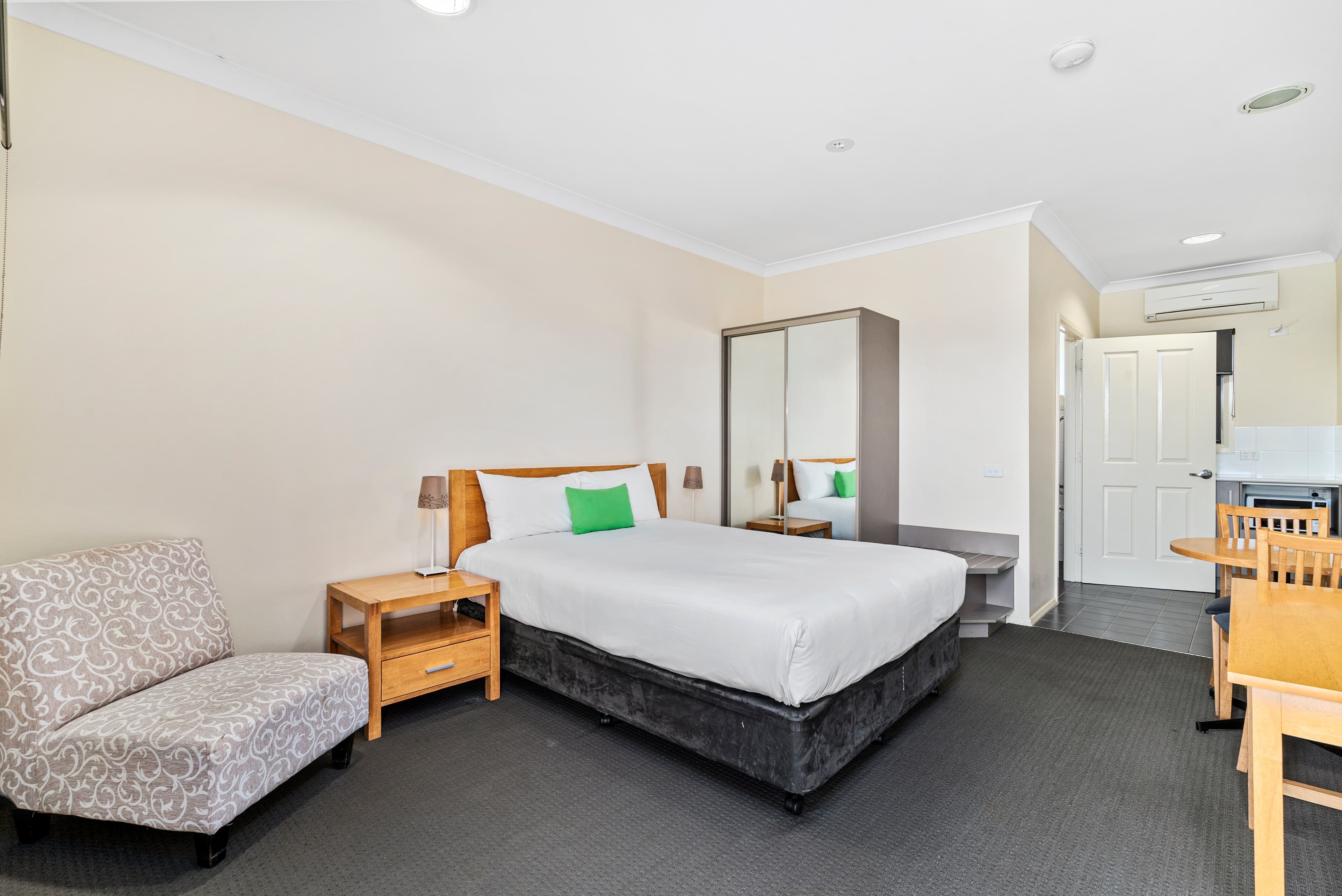 Comfort Inn Bishops Lodge — 7