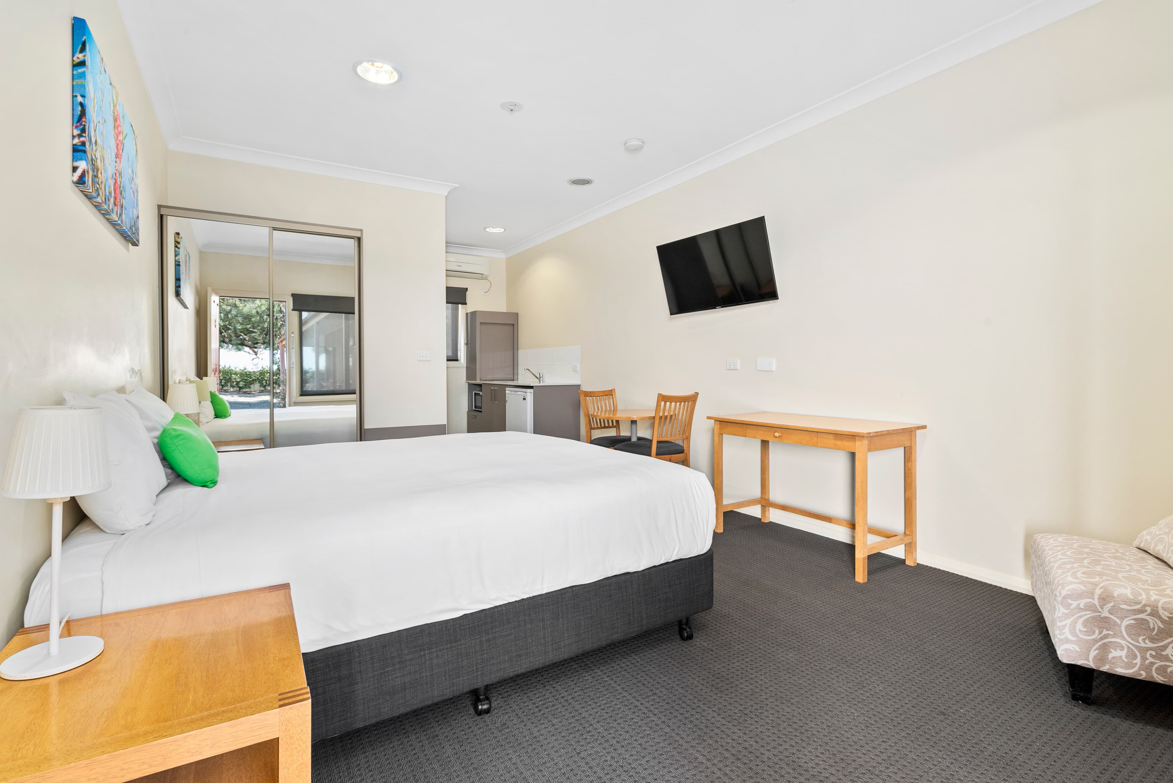 Comfort Inn Bishops Lodge — 11