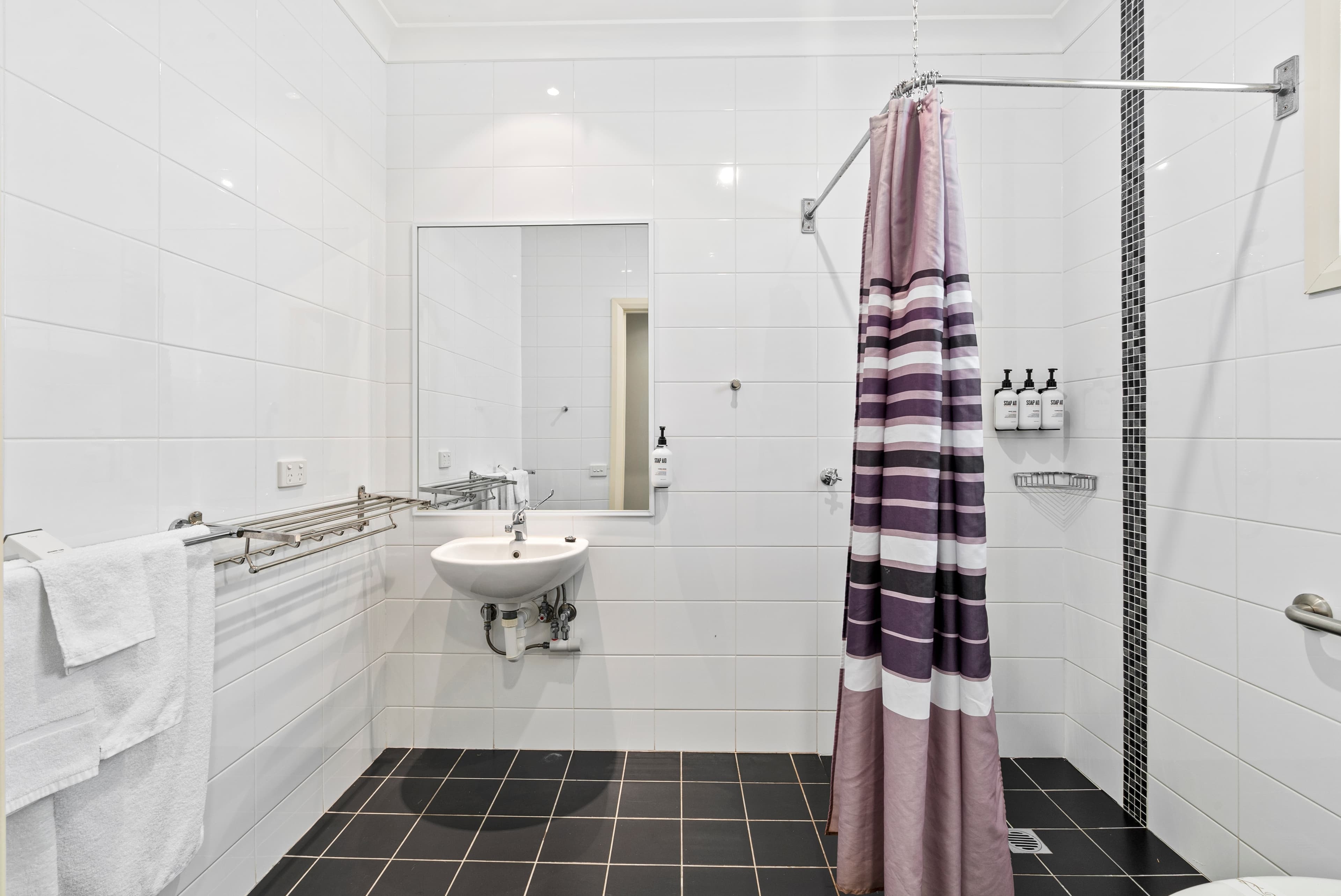 Comfort Inn Bishops Lodge — 9